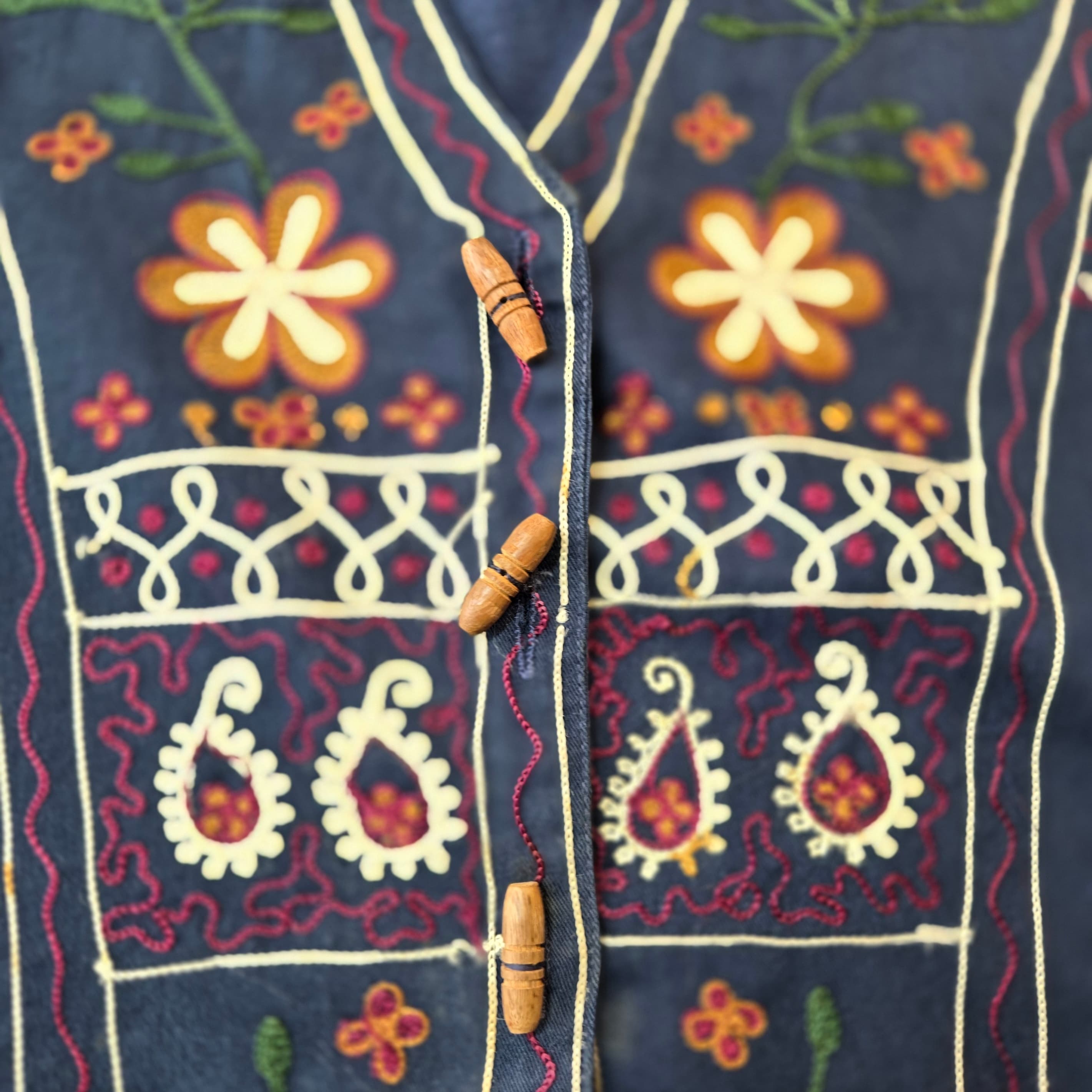 Solutions Embroidered Vest Size L 100% Cotton - Thumbnail 9