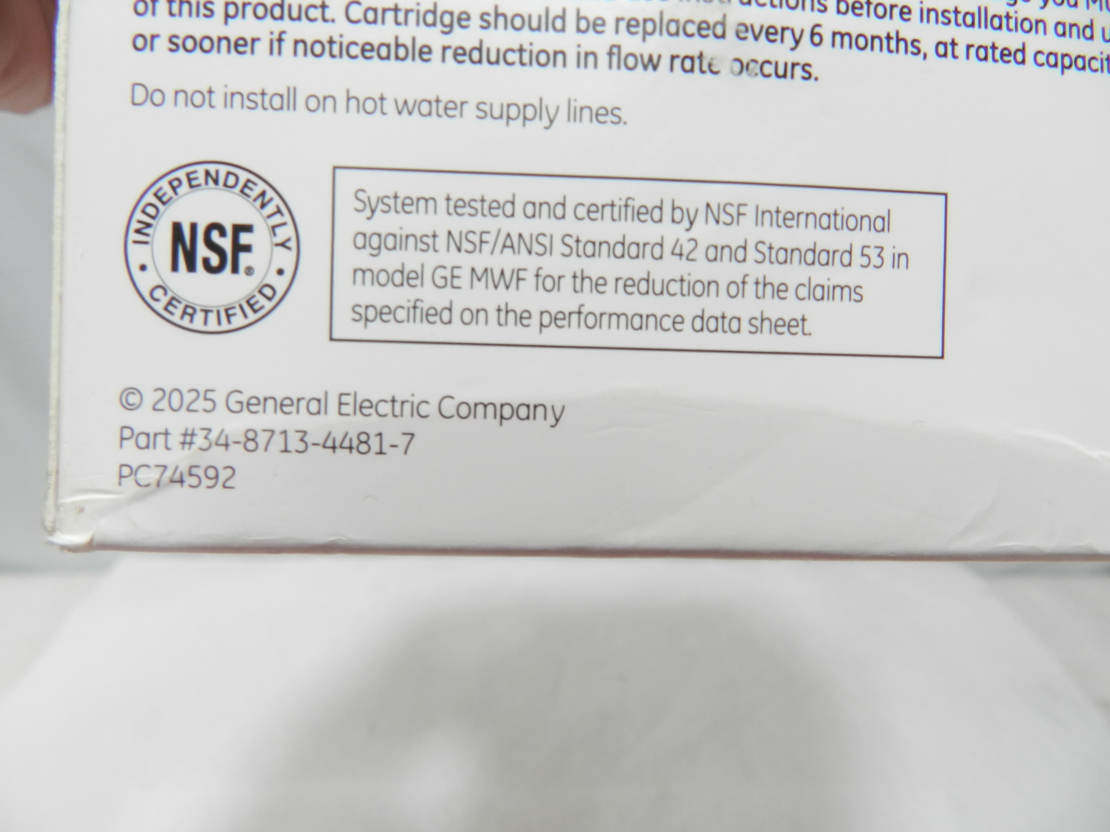 GE General Electric  MWF Refrigerator Water Filter  (M86K) - Thumbnail 2