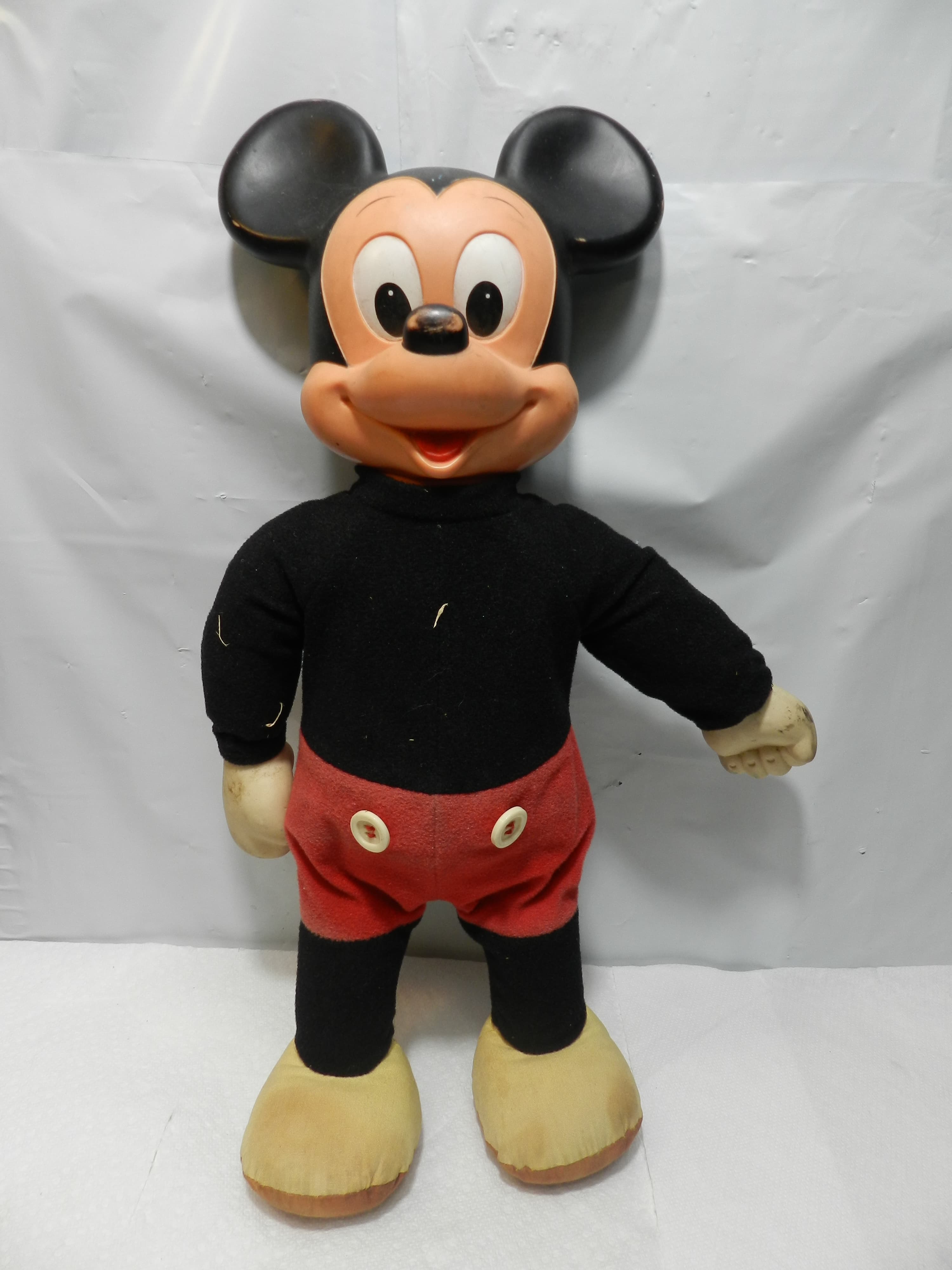 Vintage Disney MARCHING MICKEY MOUSE Walking 18" Doll 1975 Hasbro Plush (M91S)