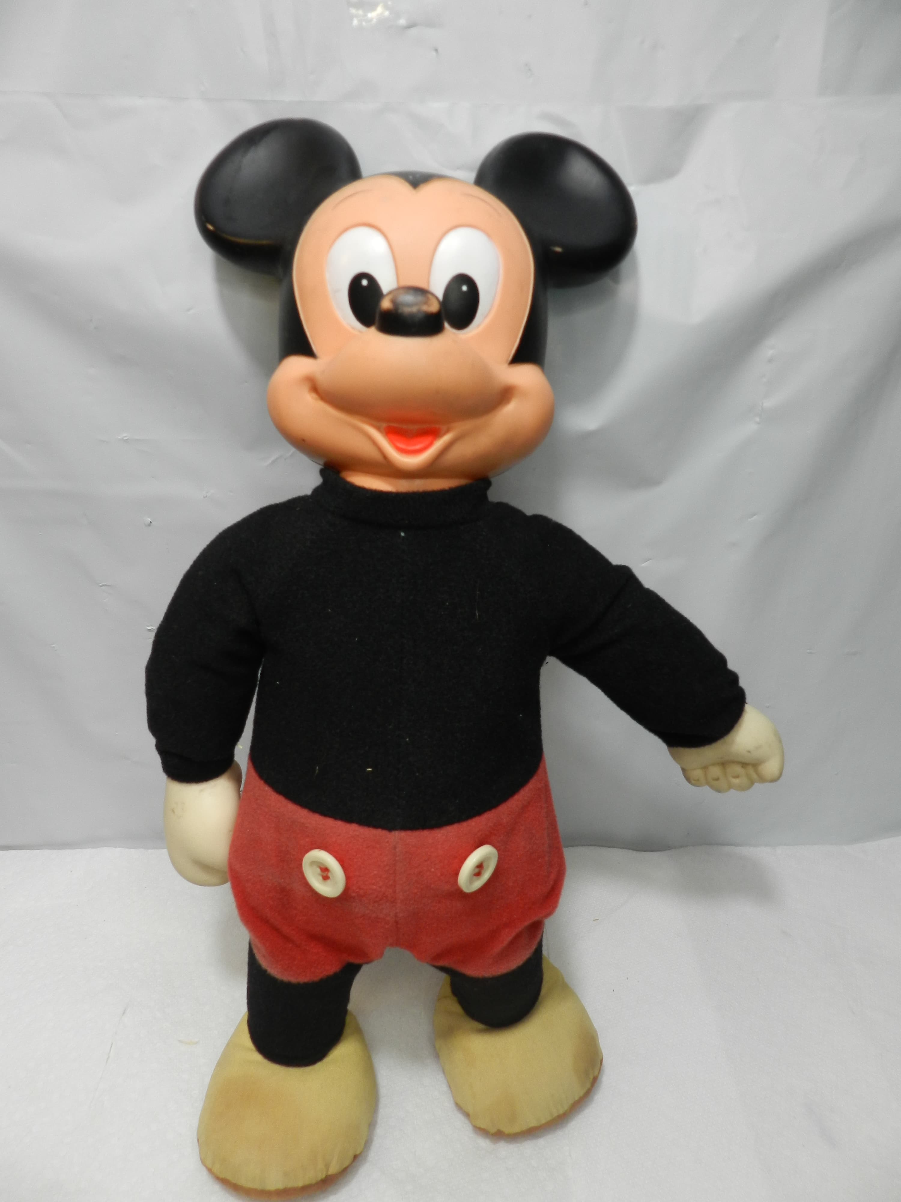 Vintage Disney MARCHING MICKEY MOUSE Walking 18" Doll 1975 Hasbro Plush (M91S) - Thumbnail 2