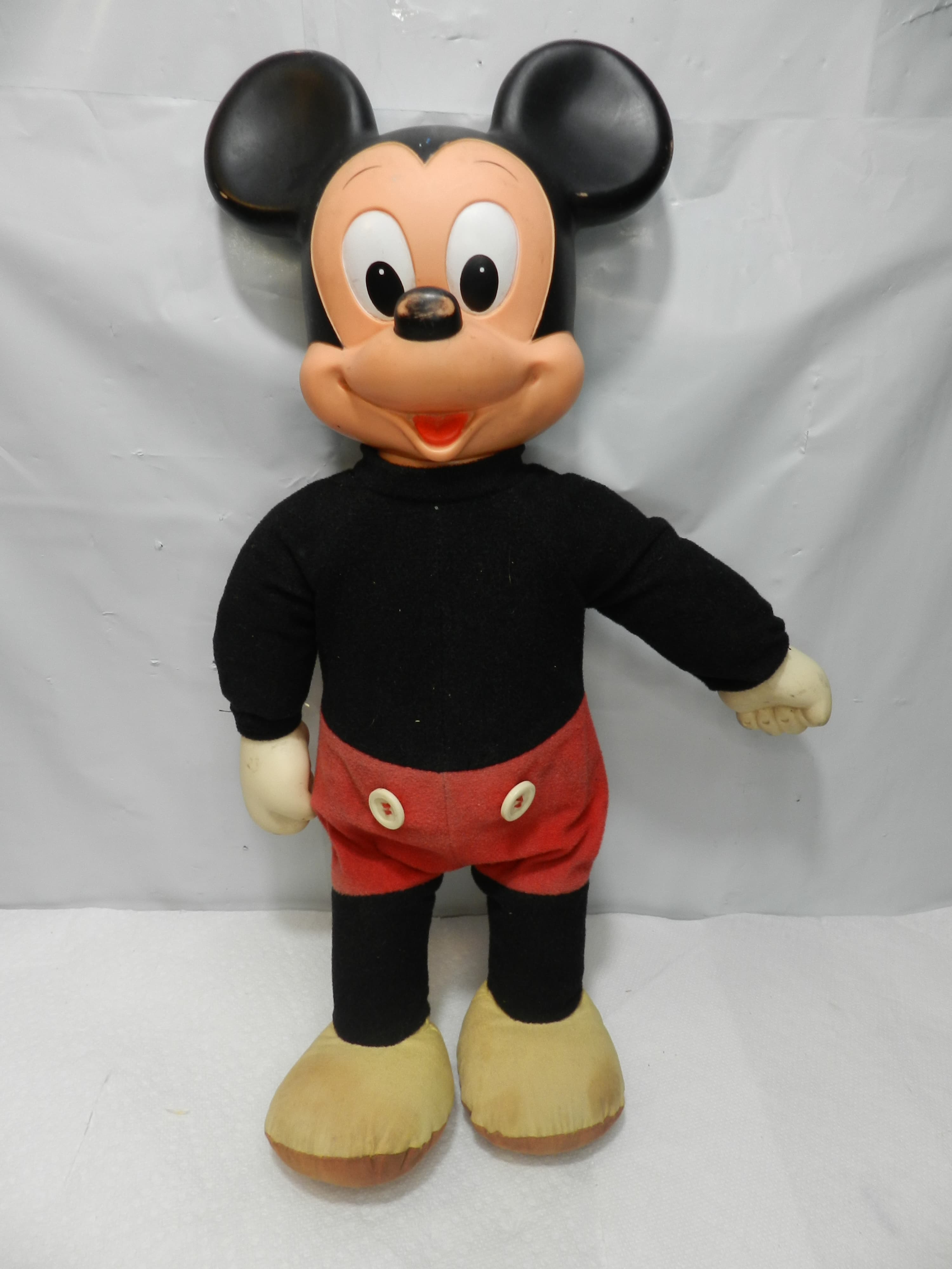 Vintage Disney MARCHING MICKEY MOUSE Walking 18" Doll 1975 Hasbro Plush (M91S) - Thumbnail 3