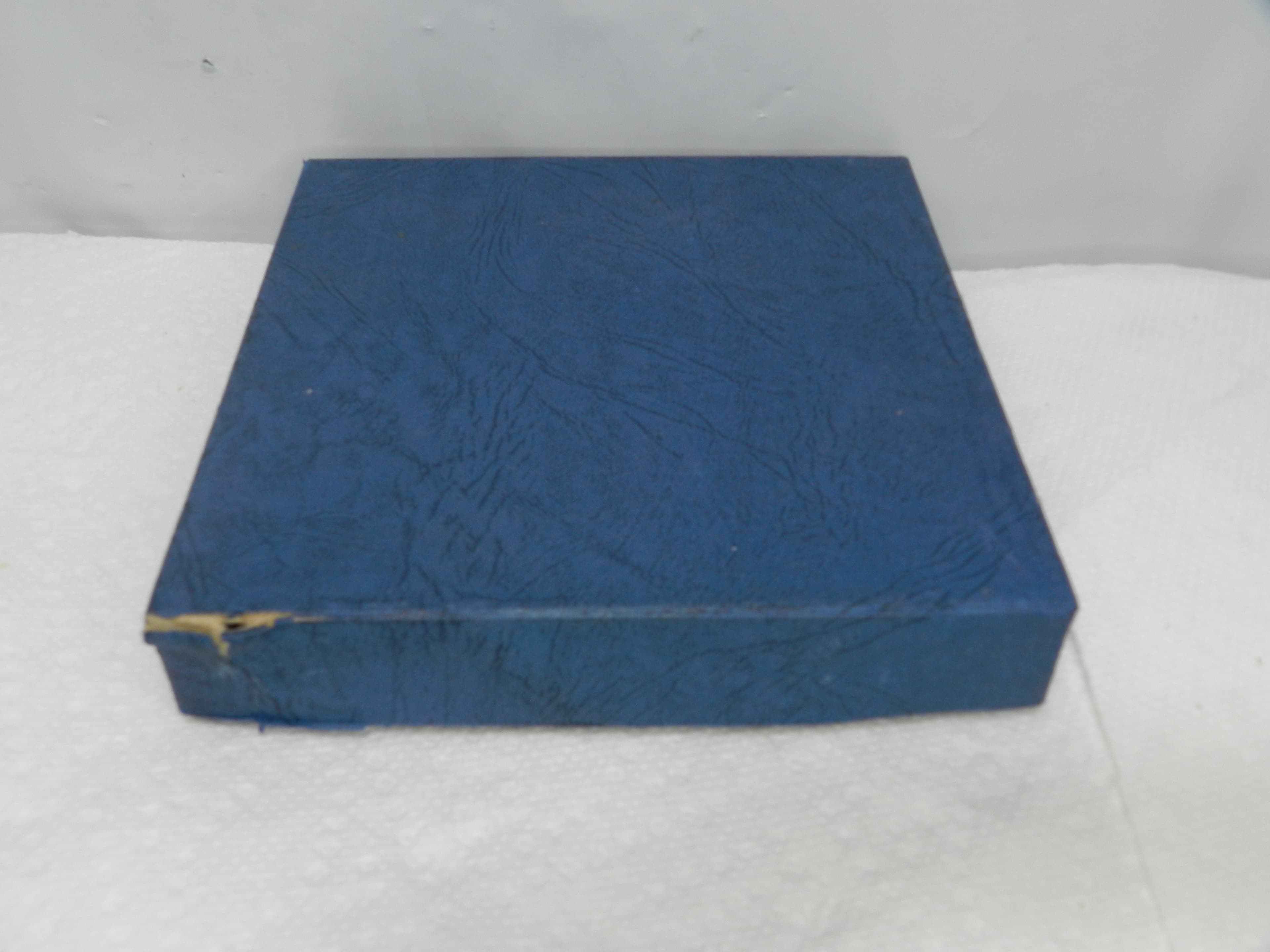 VTG Queen Elizabeth 2 Bronze Plate "The Greatest Ship in the World"  (M96S) - Thumbnail 9