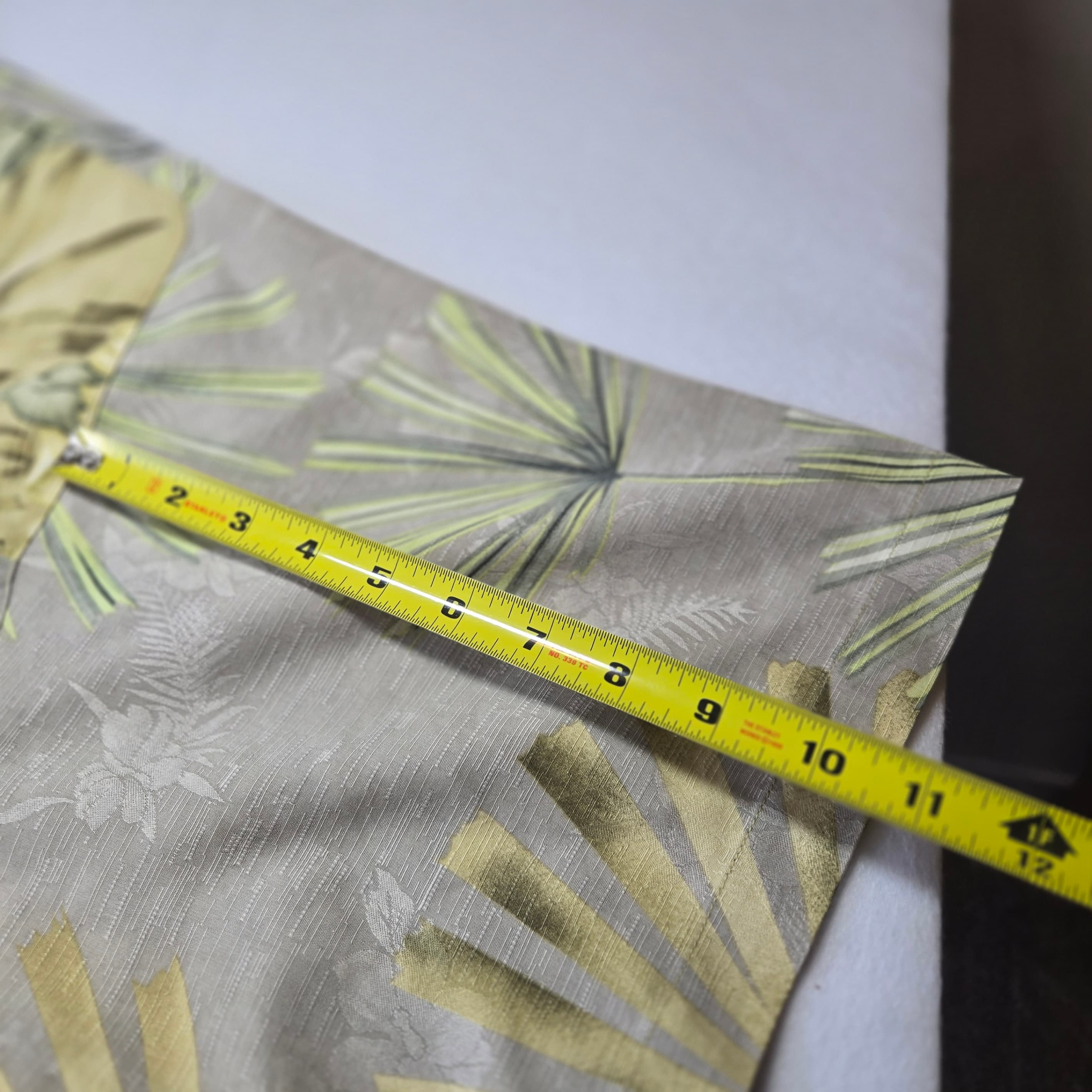 Tommy Bahama XXL Silk Hawaiian Shirt - Thumbnail 3