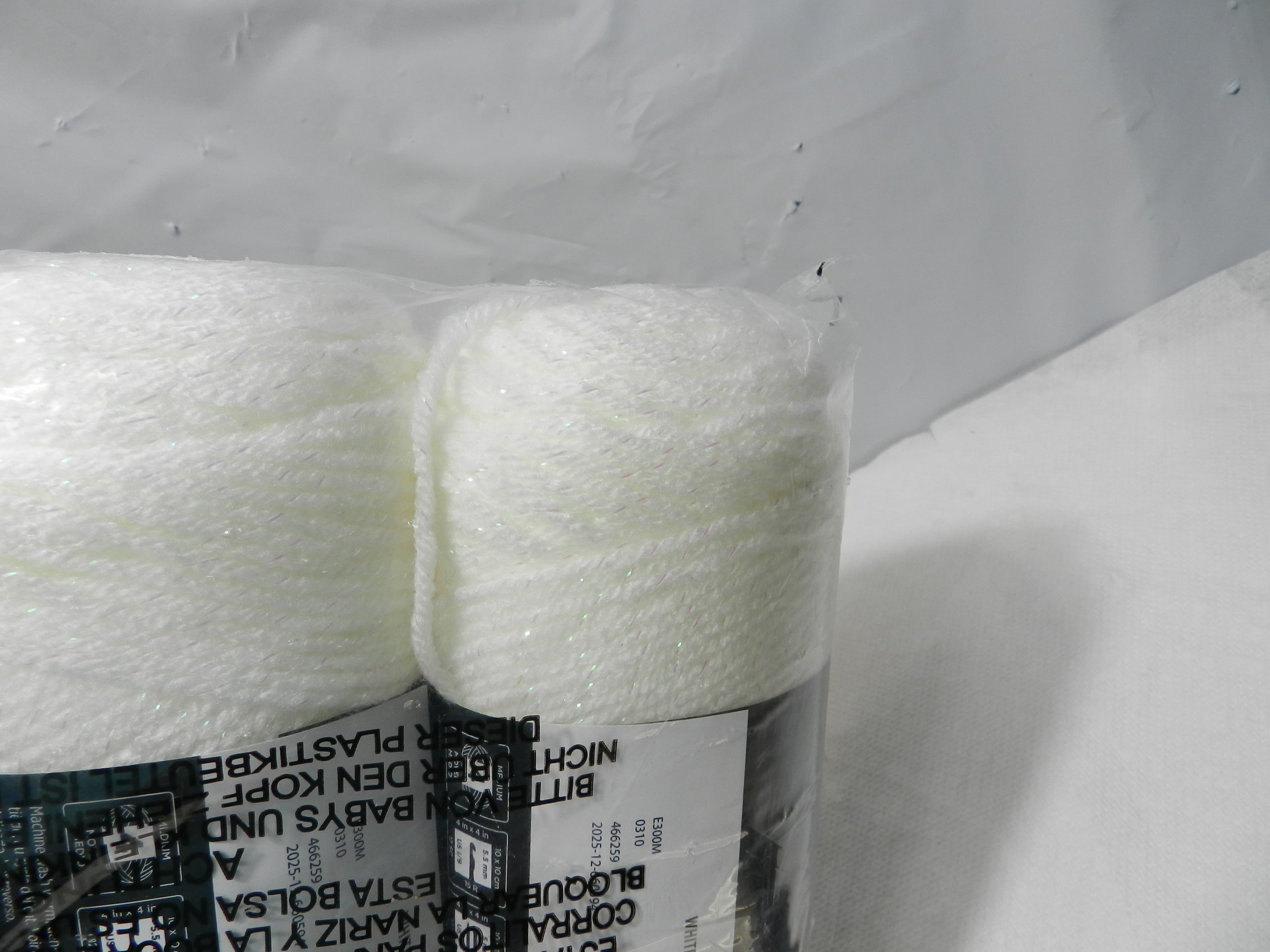3 Red Heart Super Saver Metallic Yarn, 5 oz/255 yds, White 3 Skeins N4K - Thumbnail 3