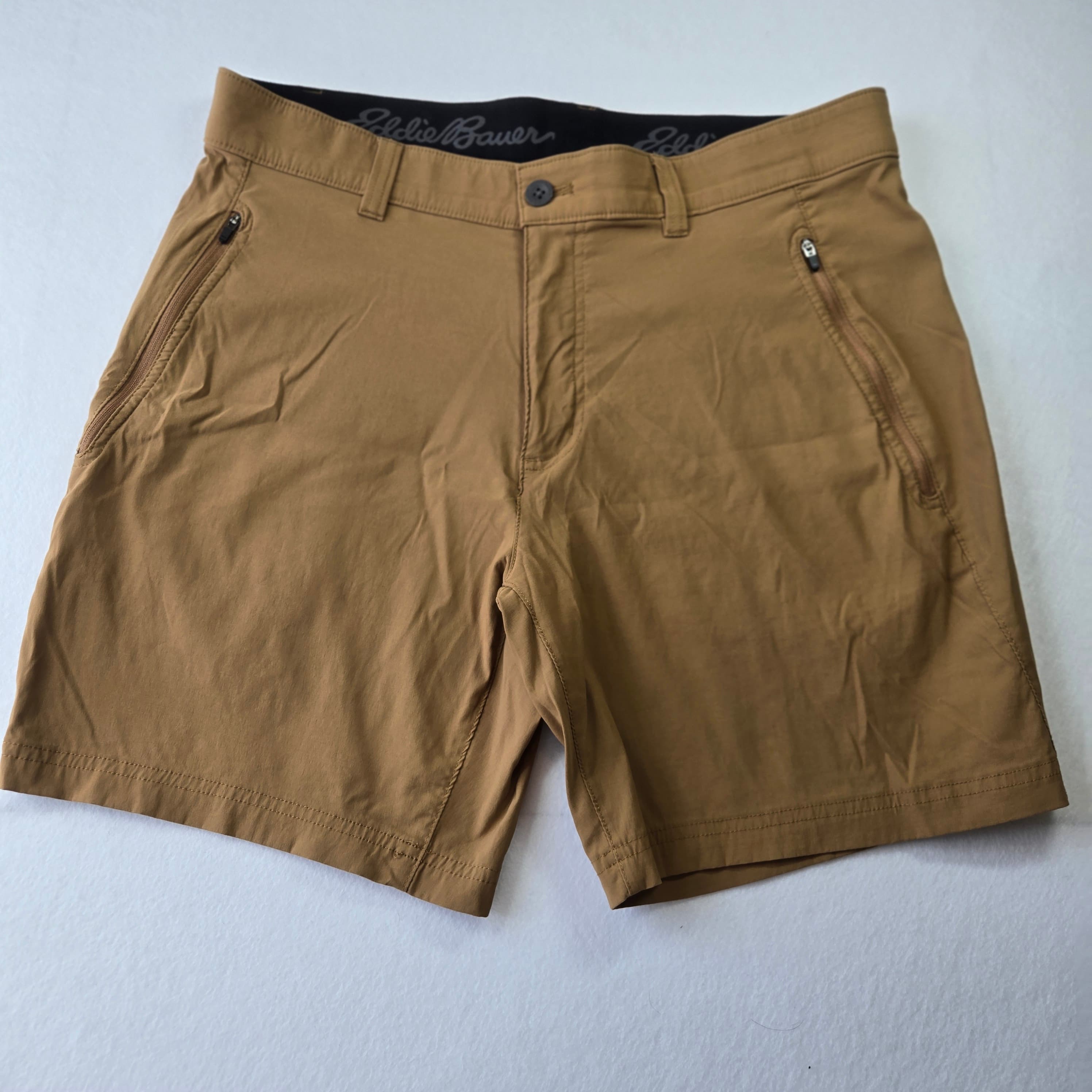 Eddie Bauer Men's Shorts Size 35