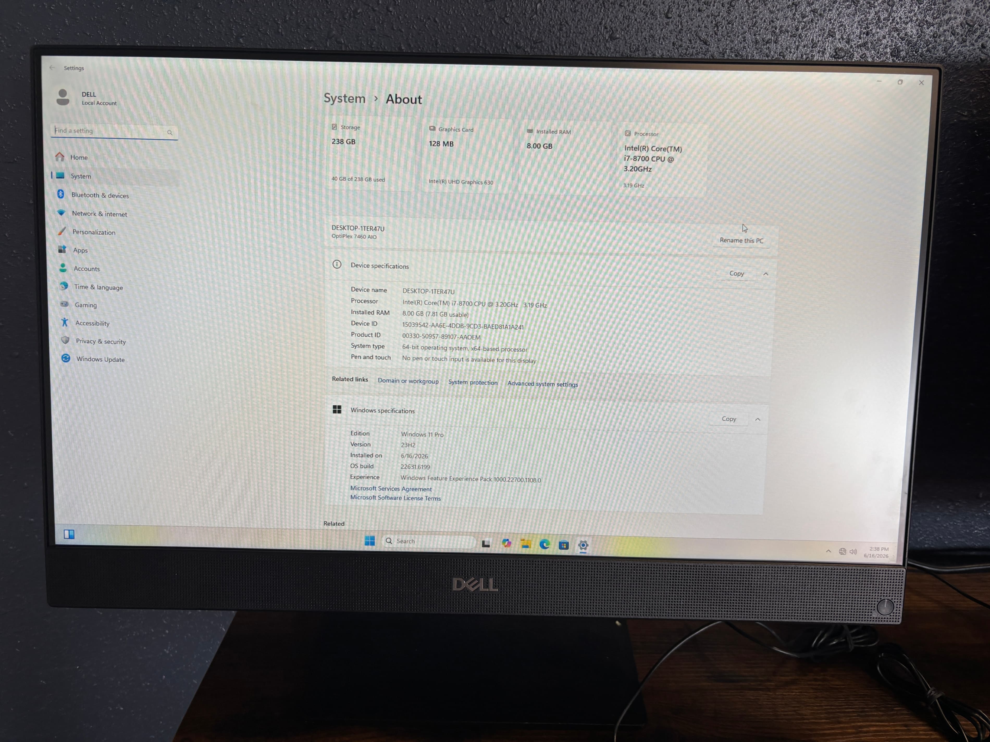 DELL All-in-One Desktop Intel Core i7 8GB RAM - Thumbnail 2