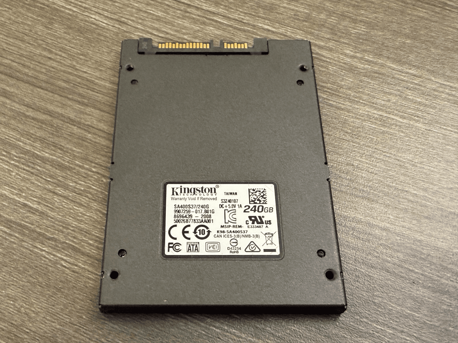Lot of (2) Kingston 240GB 2.5" SATA SSD Internal Solid State Drives - Thumbnail 5