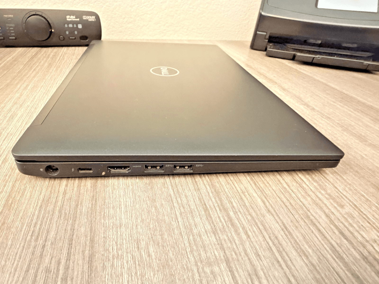Dell Latitude 7490 14" Laptop i7-8650U 16GB 512GB SSD Win 11 Charger Box - Thumbnail 6