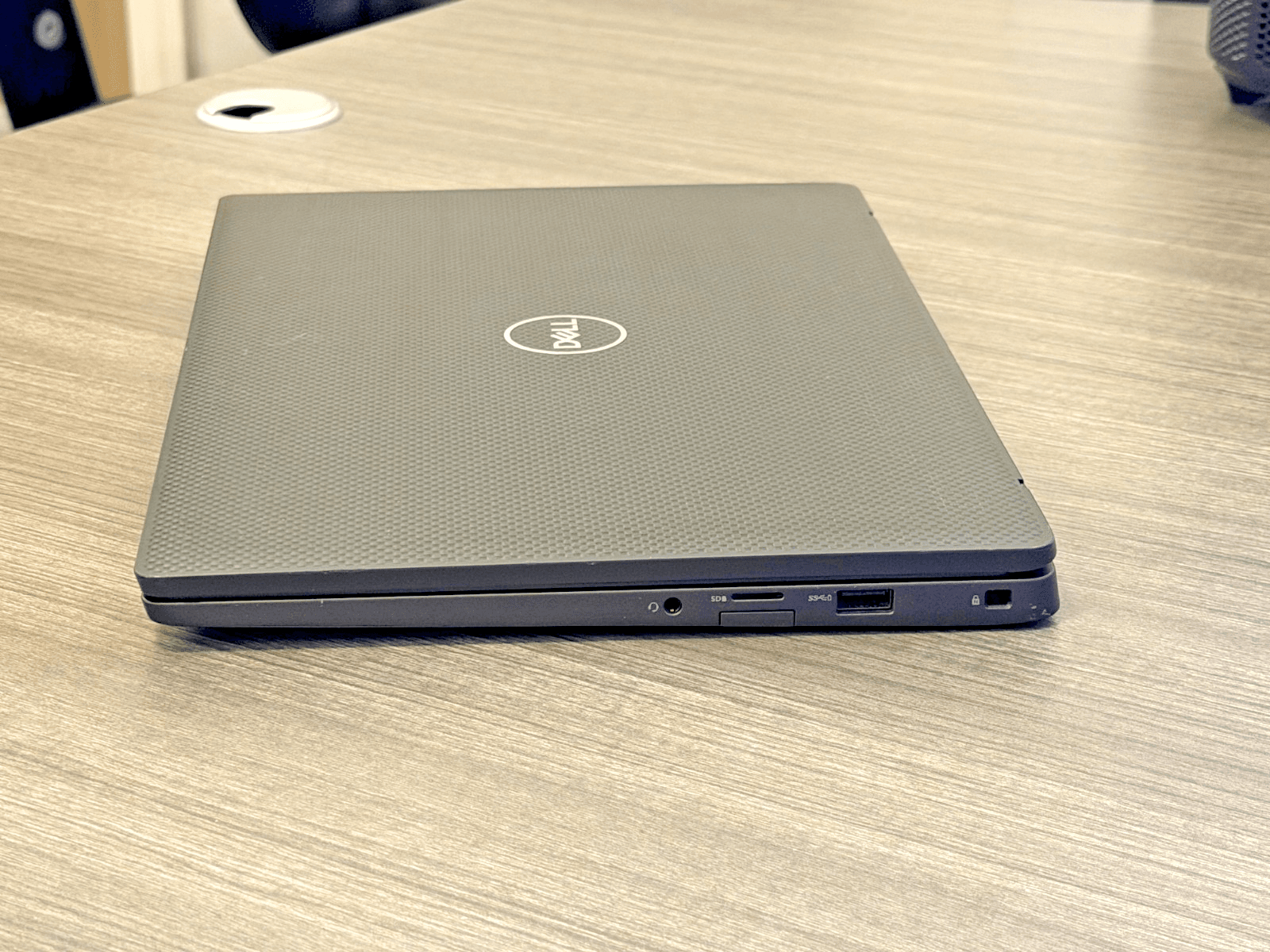 Dell Latitude 7400 i7-8665U 20GB RAM 512GB SSD Win11 Home Dell Box Charger - Thumbnail 5