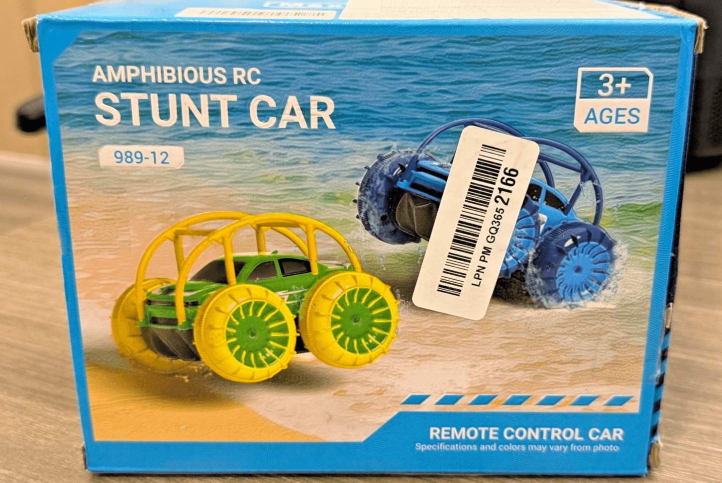 MaxTronic Amphibious Remote Control Car,Rechargeable RC Cars Toy 360 degrees F - Thumbnail 5