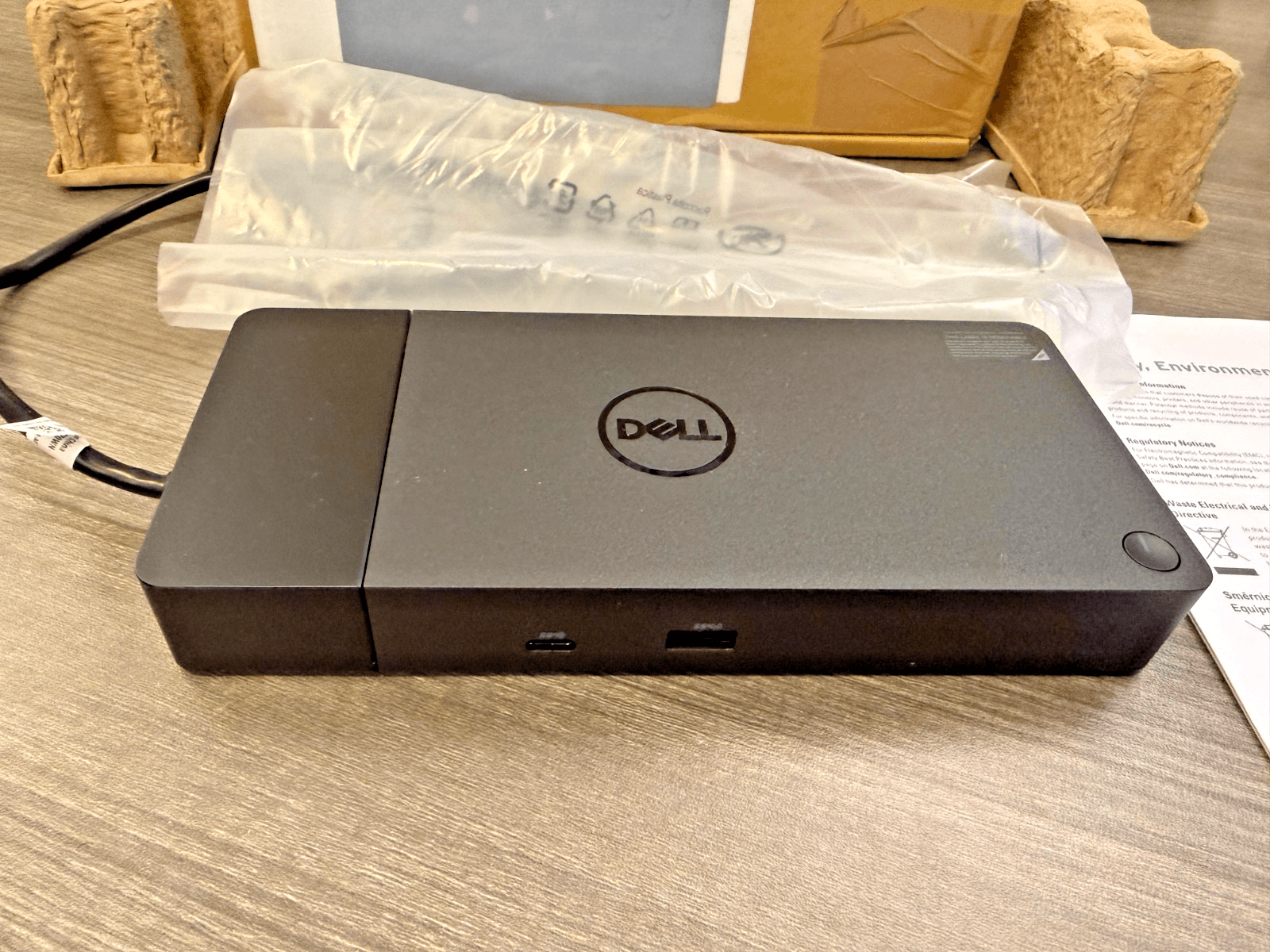 Dell WD19TBS Thunderbolt Docking Station - Thumbnail 4