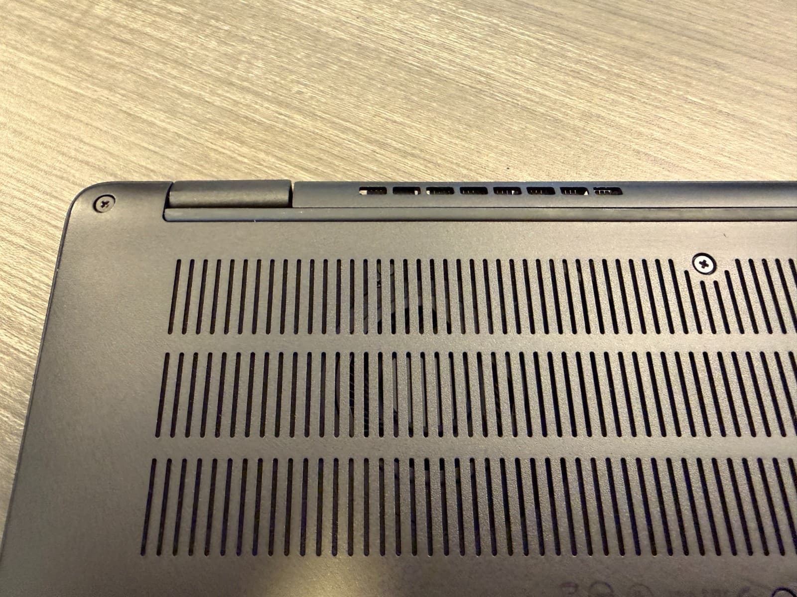Dell Latitude 7410 14" Laptop i7-10610U 16GB 512GB SSD Win11 Pro Charger Box - Thumbnail 12