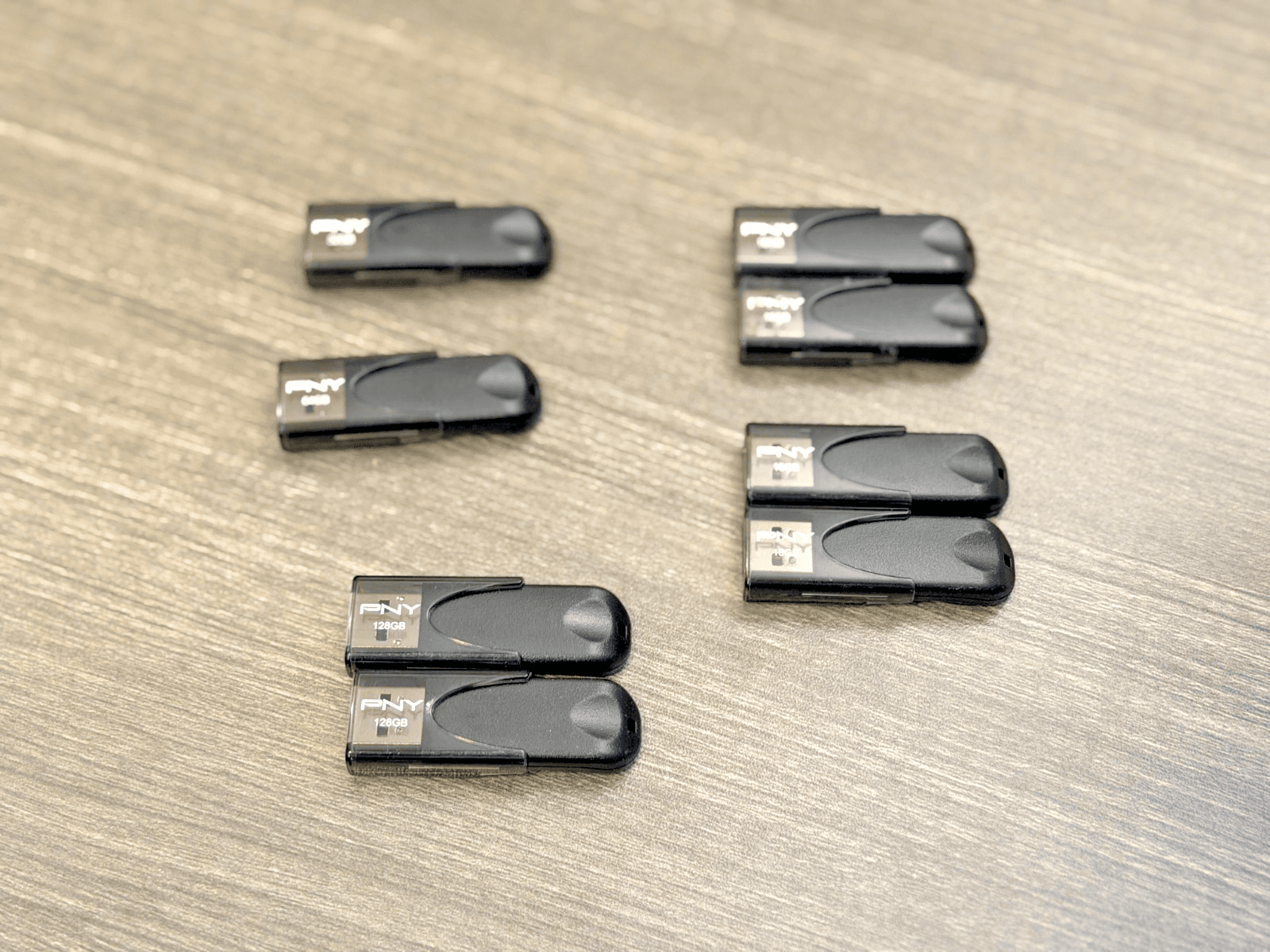 Lot of 8 PNY USB Flash Drives 416GB Total 128GB 64GB 32GB 16GB Thumb Drives - Thumbnail 3