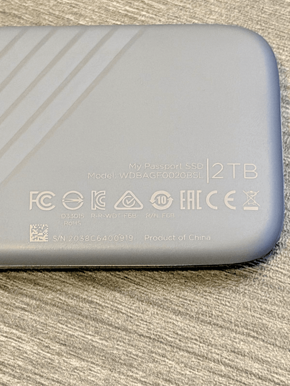 WD My Passport SSD 2TB Portable External Drive Gray USB-C - Thumbnail 3