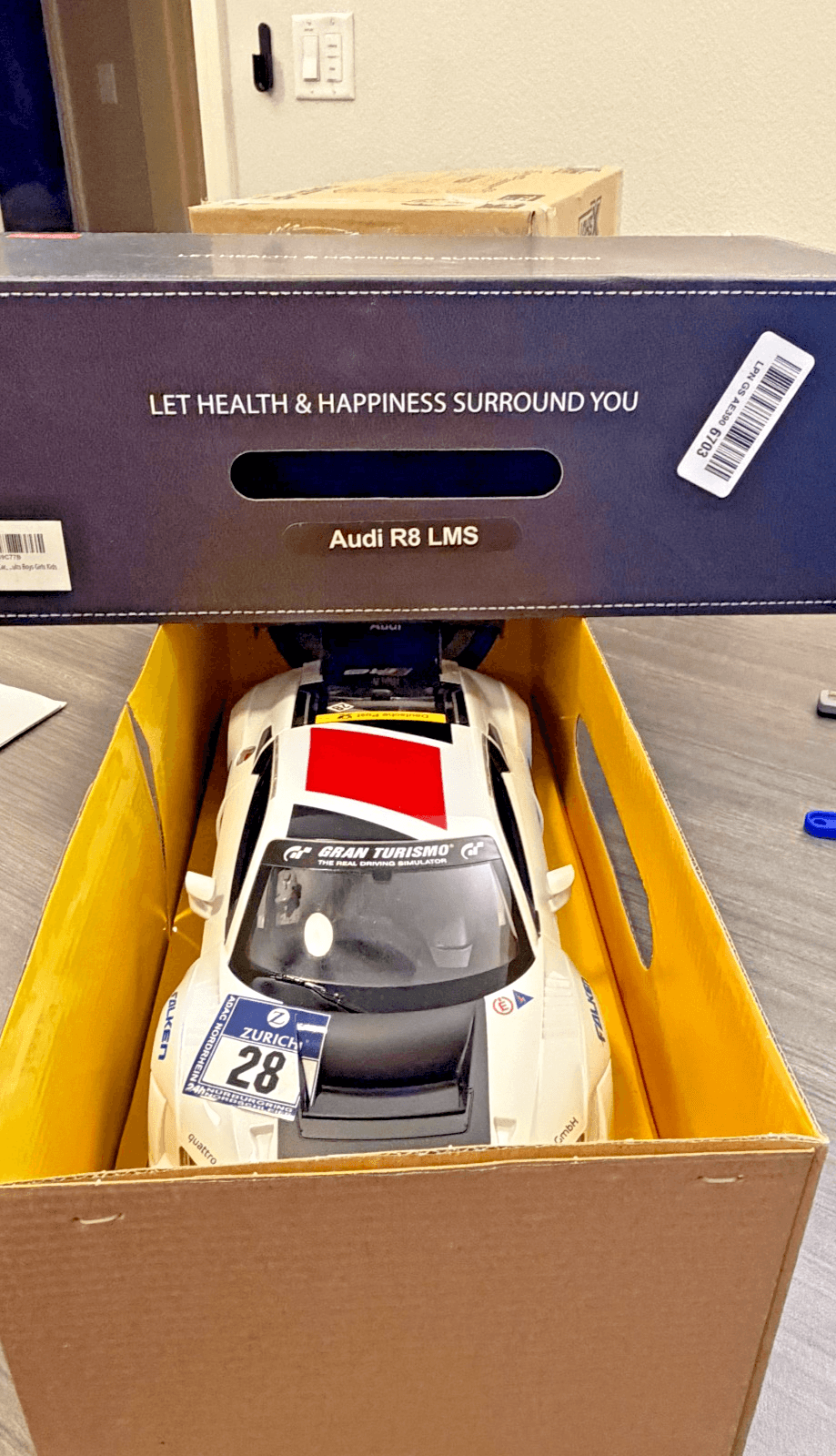Rastar Audi R8 LMS Gran Turismo 1:14 RC Car w Remote White New - Thumbnail 8