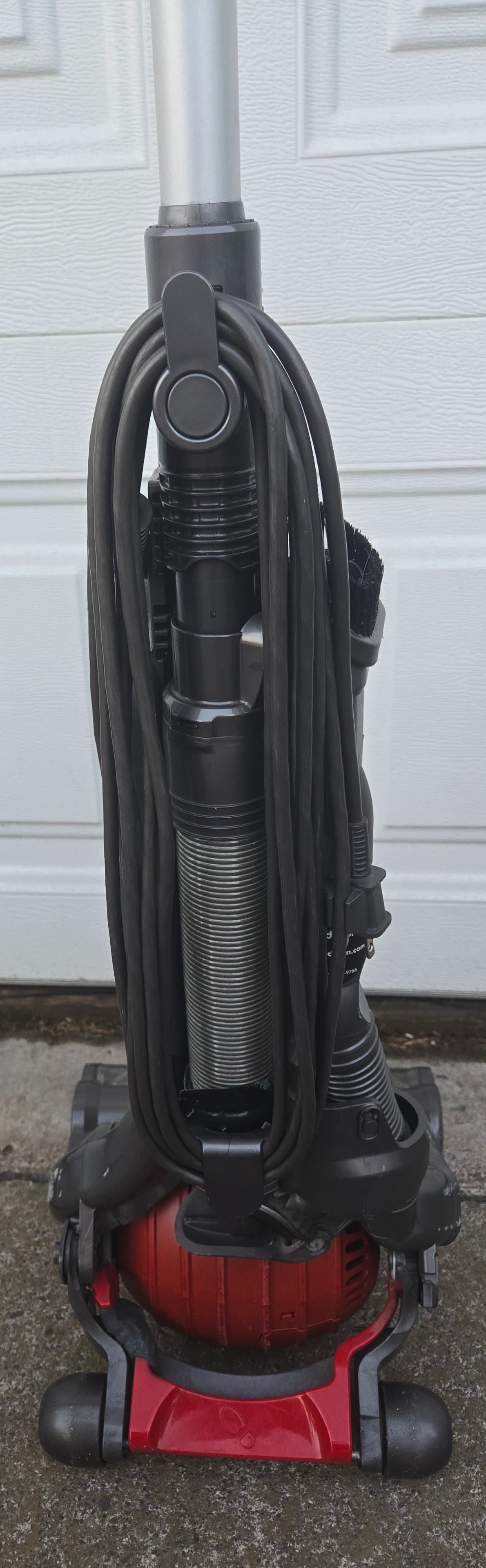 Dyson DC24 Upright Vacuum Cleaner Red - Thumbnail 3