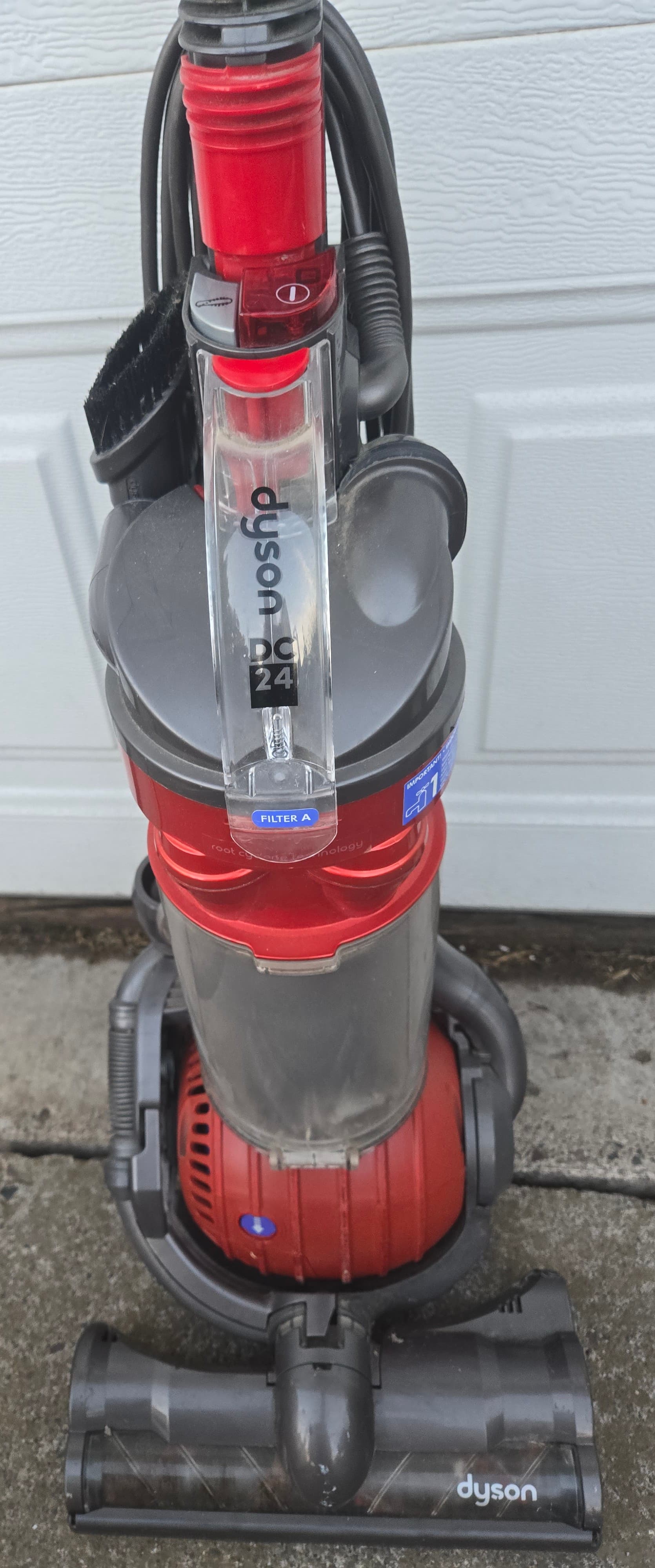 Dyson DC24 Upright Vacuum Cleaner Red - Thumbnail 2