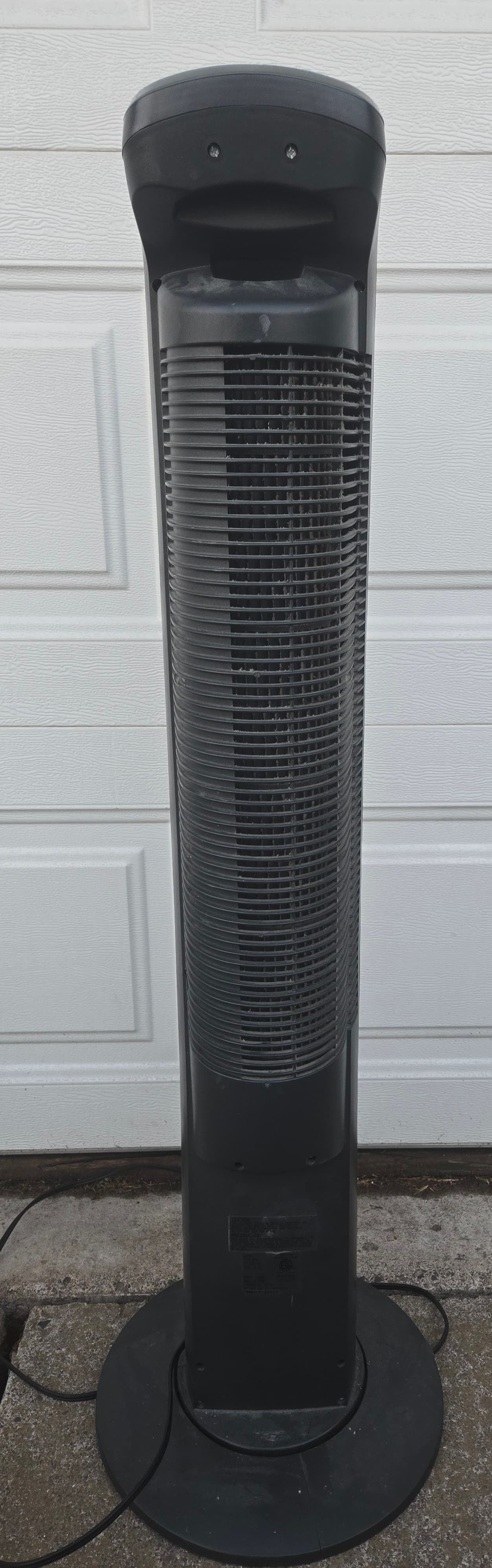 Lasko Wind Curve Tower Fan with Ionizer - Thumbnail 3