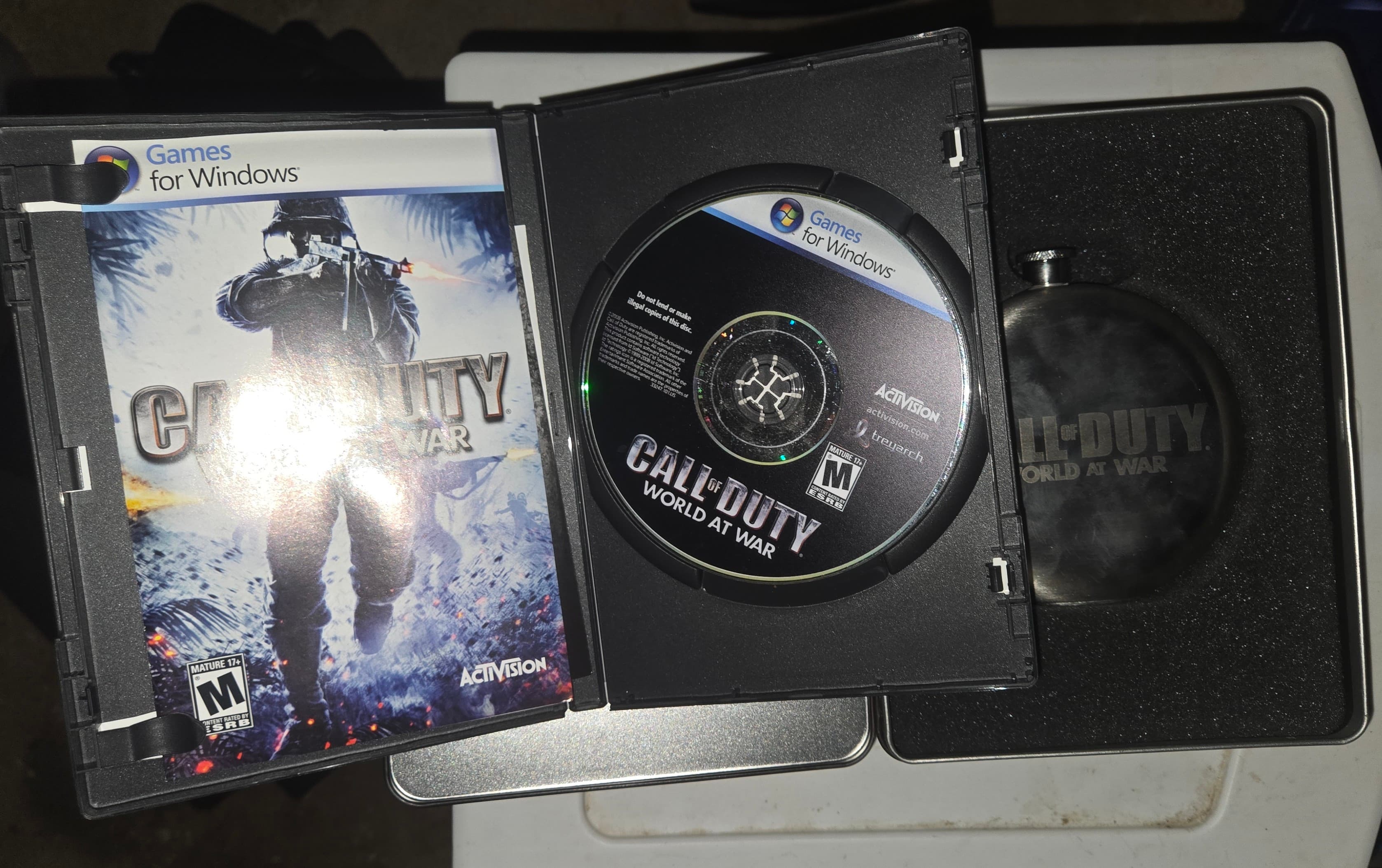 Call of Duty World at War Limited Collector's Edition PC DVD - Thumbnail 3