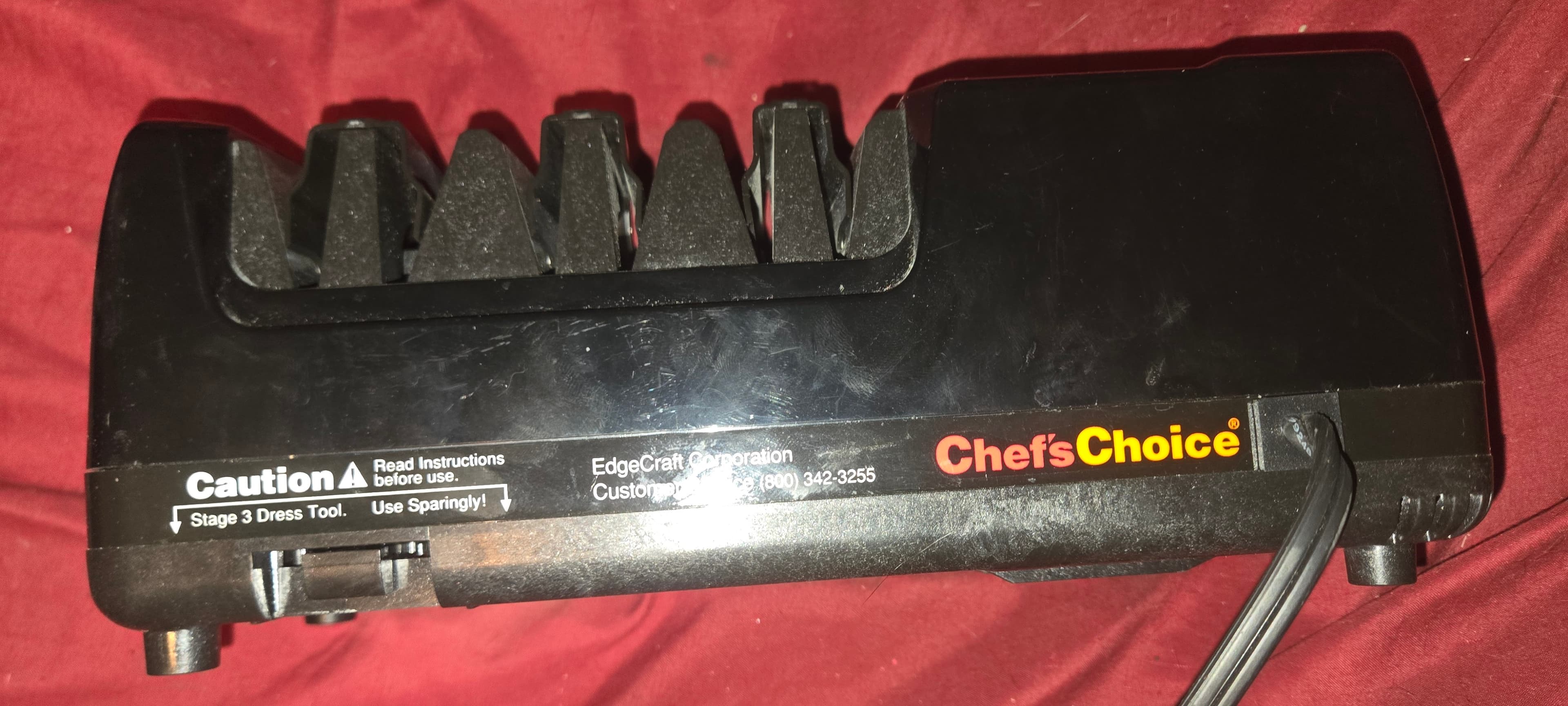 Chef'sChoice Electric Knife Sharpener - Thumbnail 4