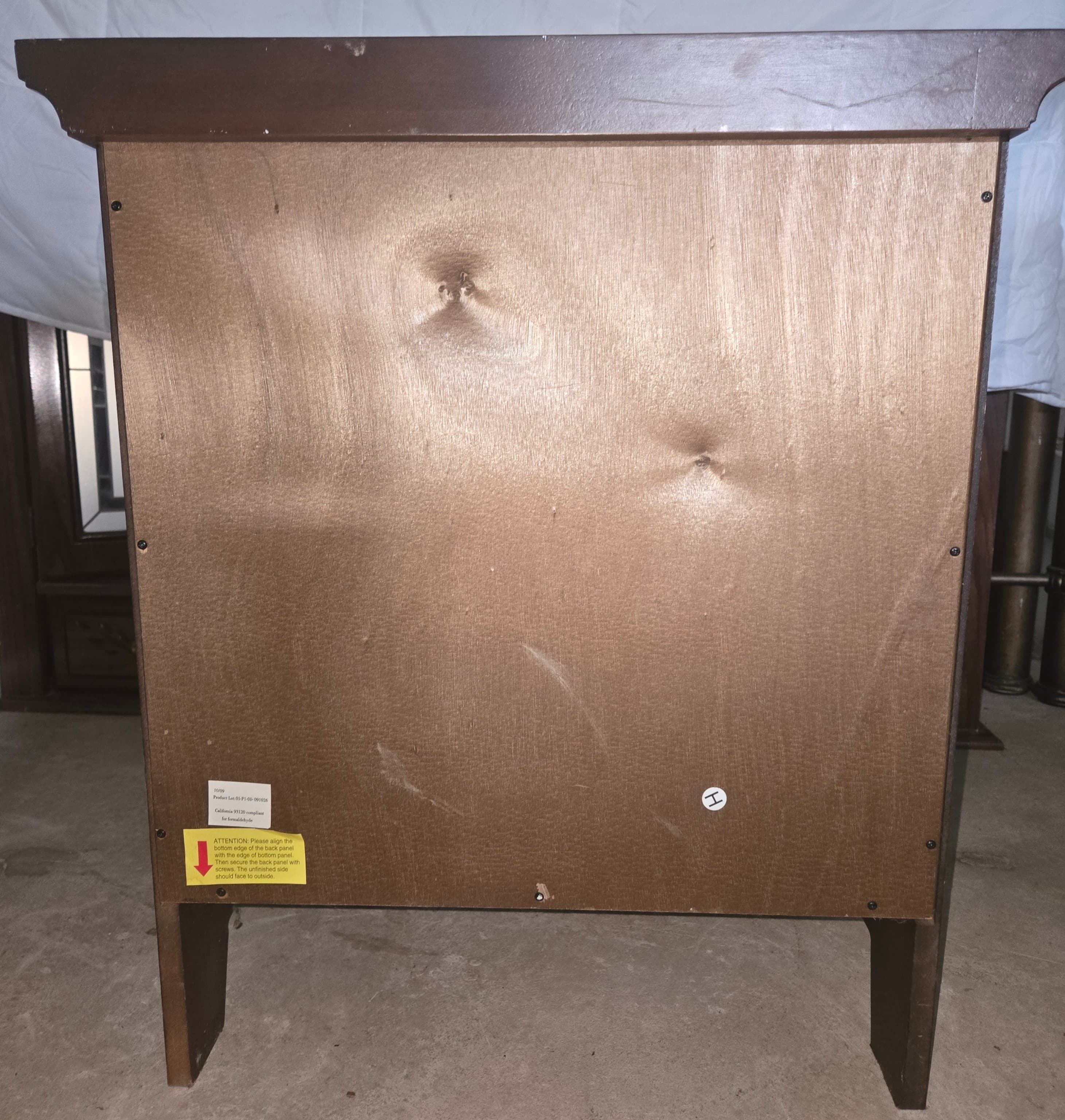 Wooden Nightstand with Drawer and Shelf - Thumbnail 4