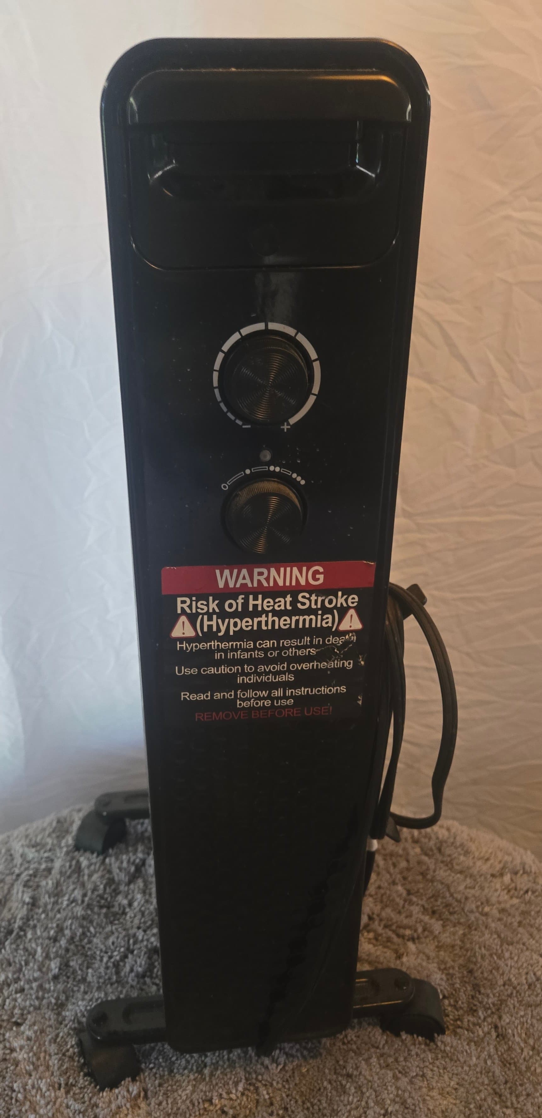 Oil-Filled Radiator Heater with Adjustable Thermostat - Thumbnail 4