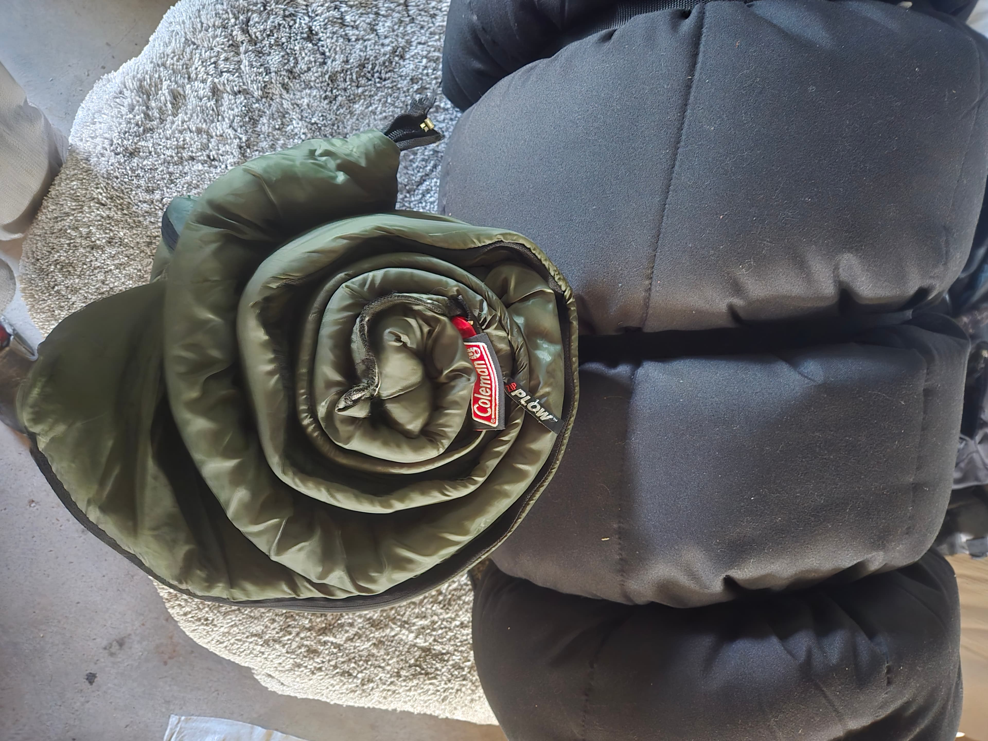Teton Sports Sleeping Bag with Coleman Bag - Thumbnail 3