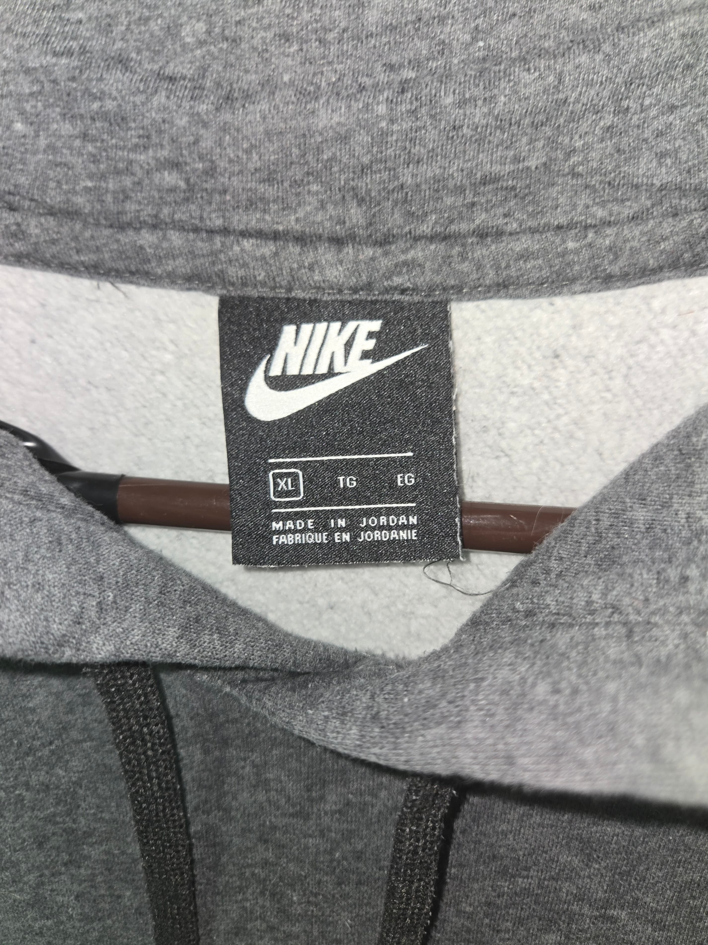 Nike Sportswear Club Fleece Pullover Hoodie - Men's Size XL - Thumbnail 3