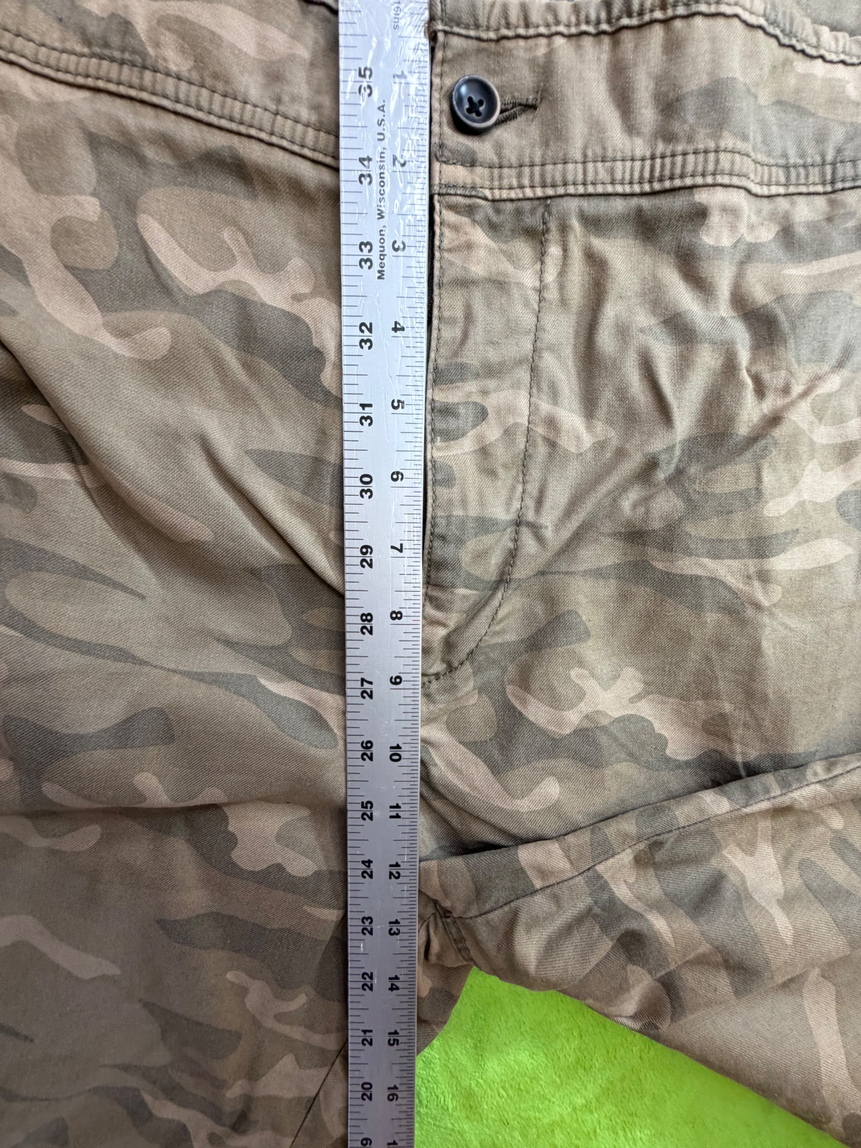 North Coast Mens Cargo Shorts Size 44 Desert Tan Camo Multi Pocket - Thumbnail 8