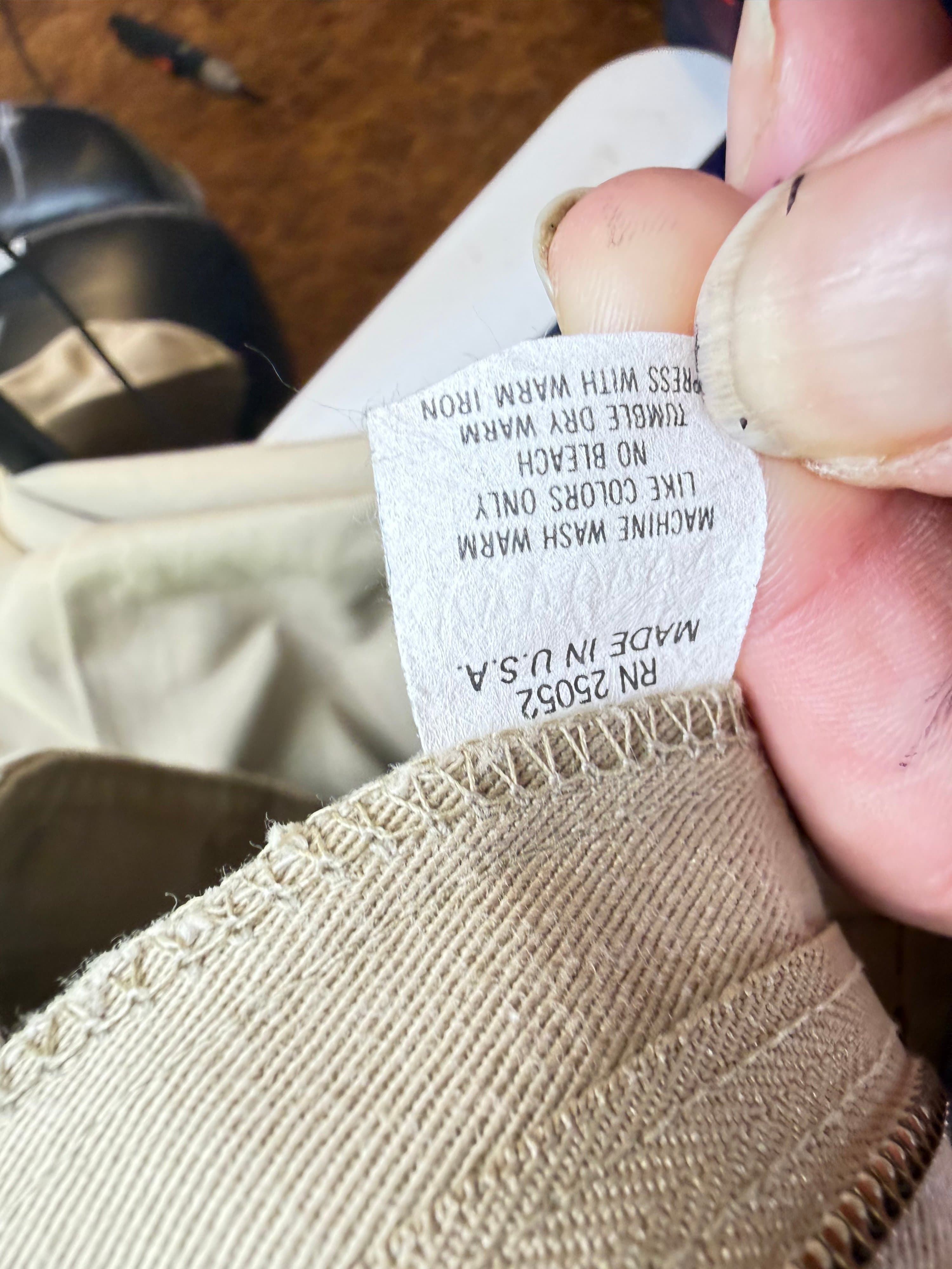 Vtg Cabela's Sidney NE Cargo Pants Mens 36x30 Khaki 100% Cotton USA - Thumbnail 3