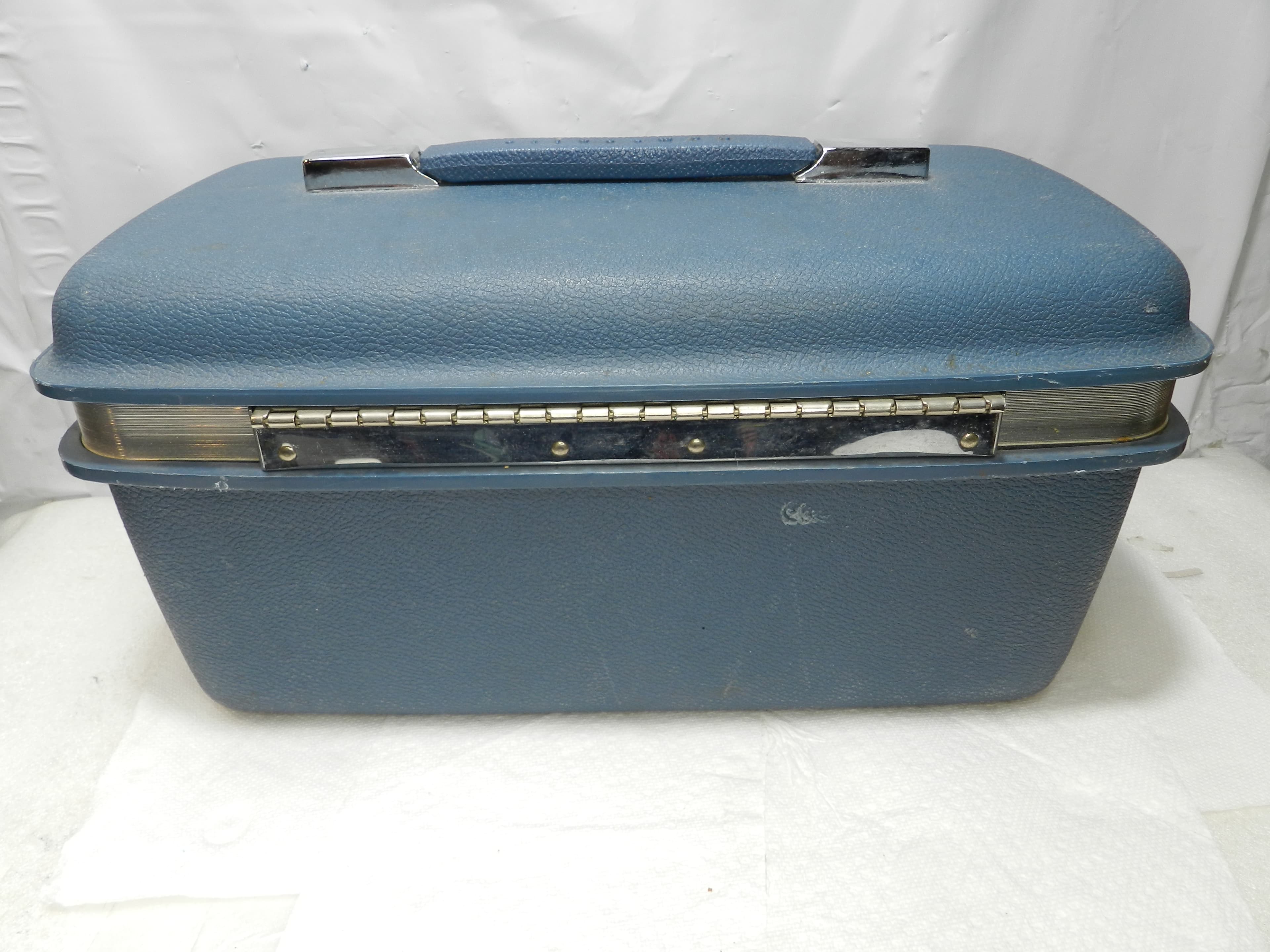 Vintage Samsonite Saturn Blue Makeup Hard Travel Case With Key  (N16J) - Thumbnail 7
