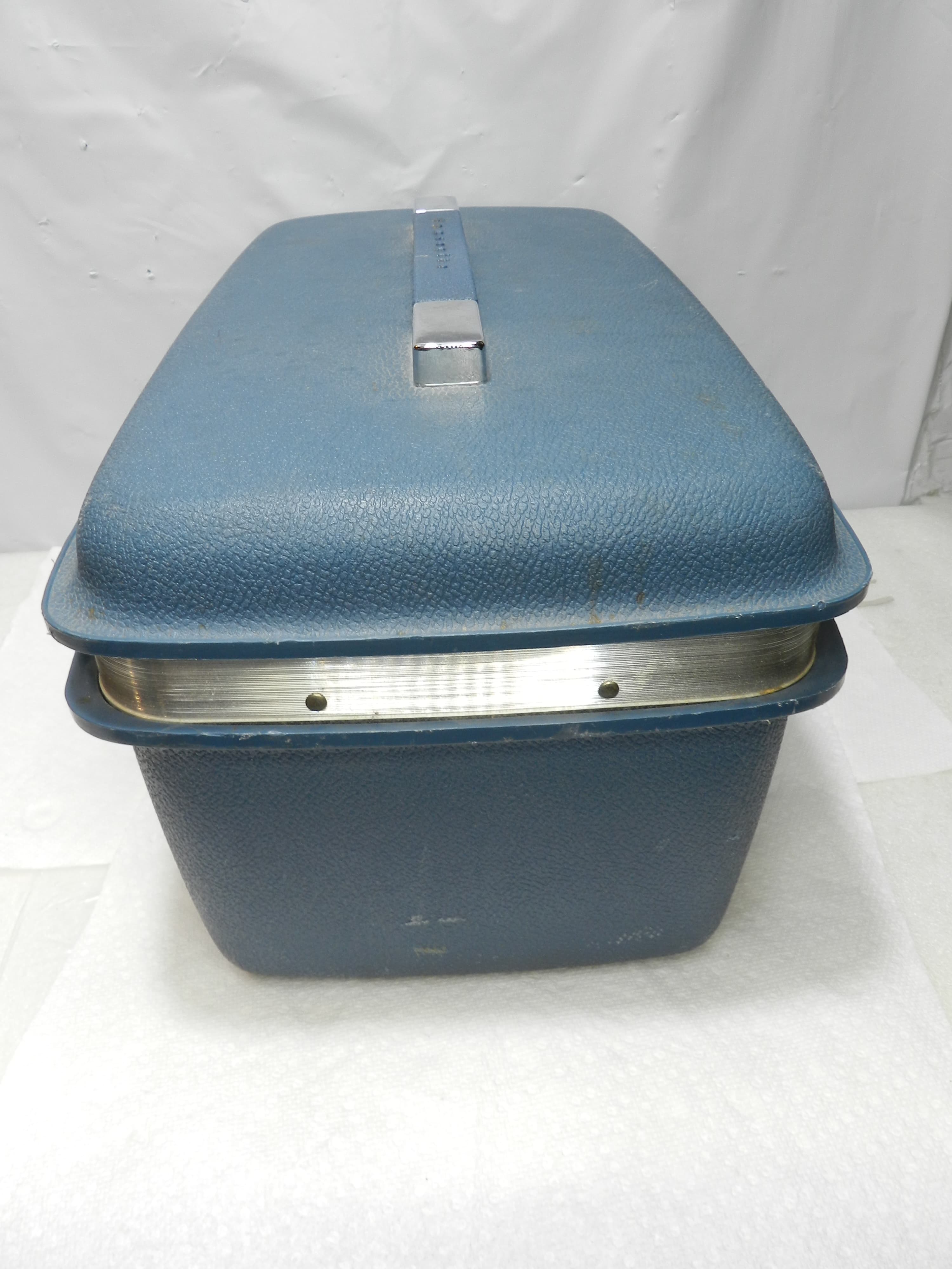 Vintage Samsonite Saturn Blue Makeup Hard Travel Case With Key  (N16J) - Thumbnail 9