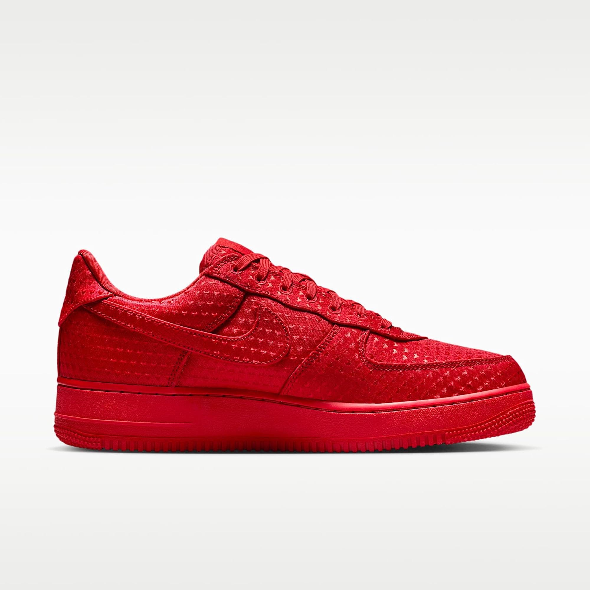 Nike Air Force 1 Retro Valentine’s Day Men's Shoes (University Red/Black/Univers - Thumbnail 3