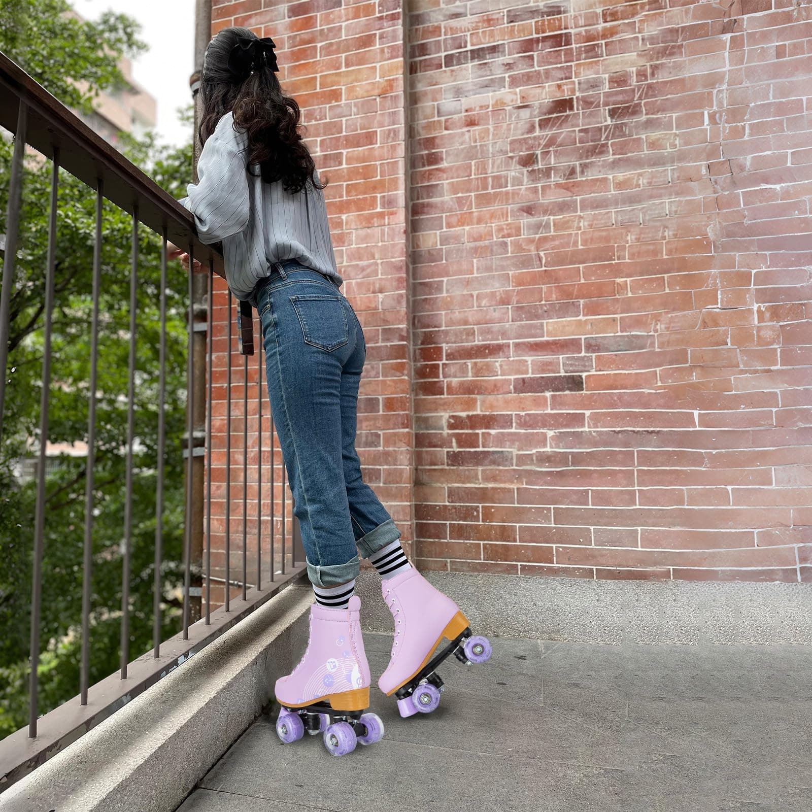 Jessie Womens Girls Light Up Roller Skates Pu Leather Adjustable Four-Wheel - Thumbnail 6
