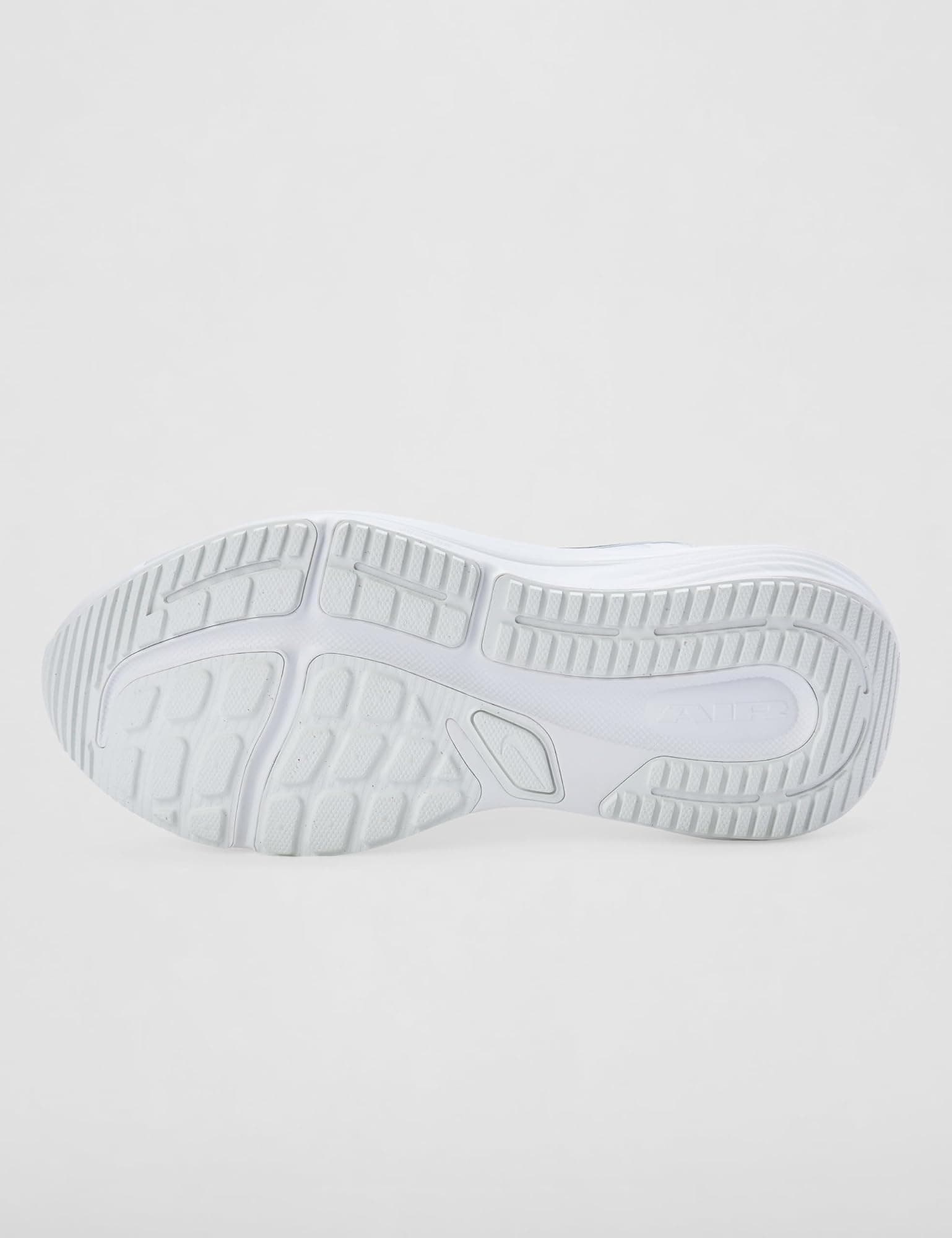 Nike Men's Winflo 12 Road Running Shoes - White/Metallic Silver/Summit White - 1 - Thumbnail 4