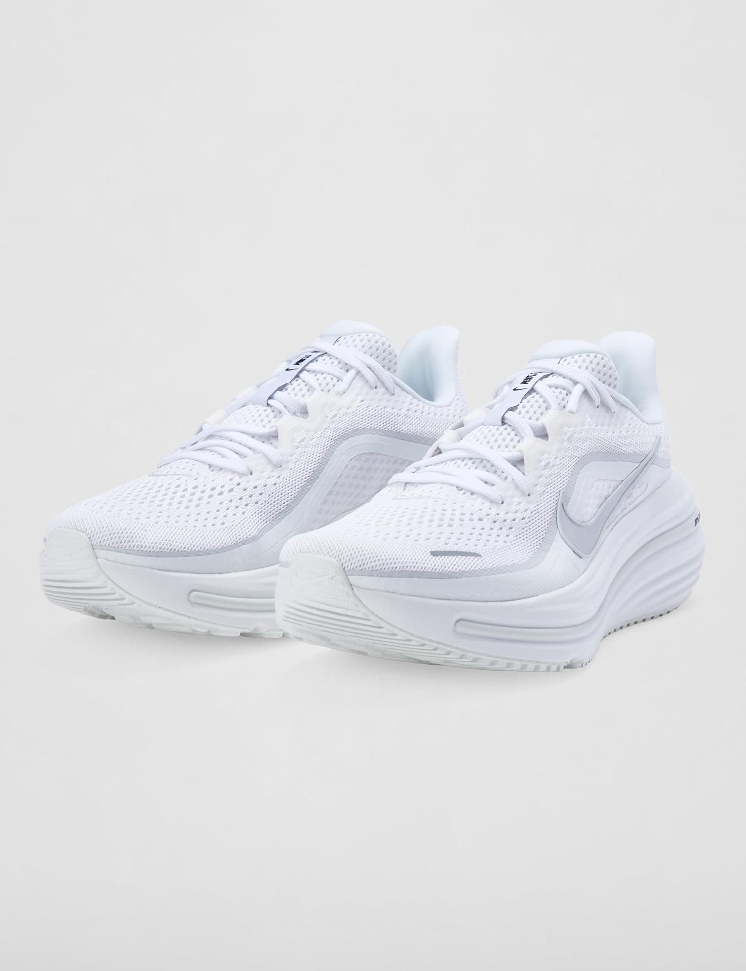 Nike Men's Winflo 12 Road Running Shoes - White/Metallic Silver/Summit White - 1 - Thumbnail 6