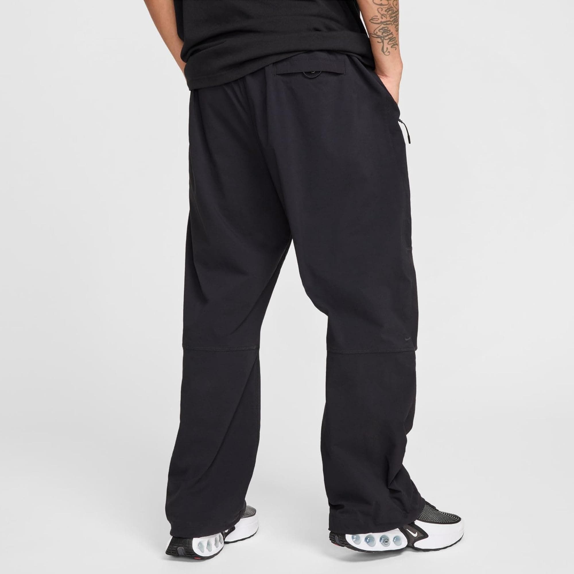 Tech Woven Oversized Pants - Black/Black/Black - 2XL - Thumbnail 3