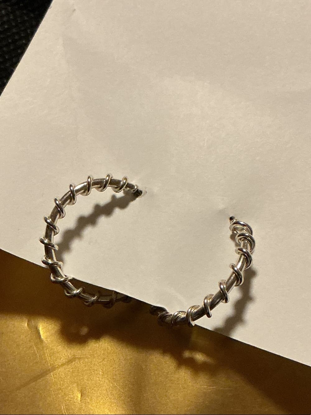 ⭐ Silver Wrapped Wire Hoop Earrings Minimalist Punk Boho Trendy Chic - Thumbnail 3