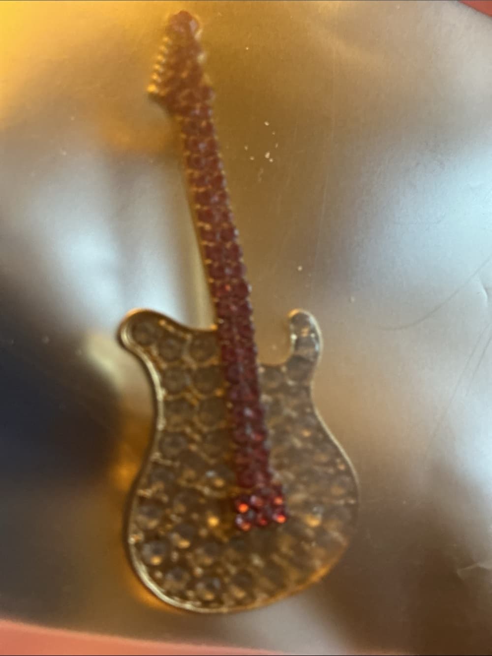 ⭐ Pink Rhinestone Guitar Brooch Rock Star Crystal Statement Pin