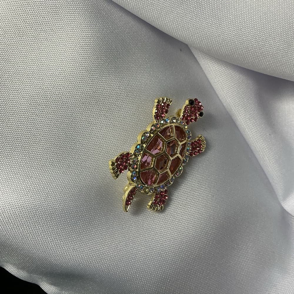 ⭐ Red Sea Turtle Brooch Rhinestone Gold Tone Beachy Pin