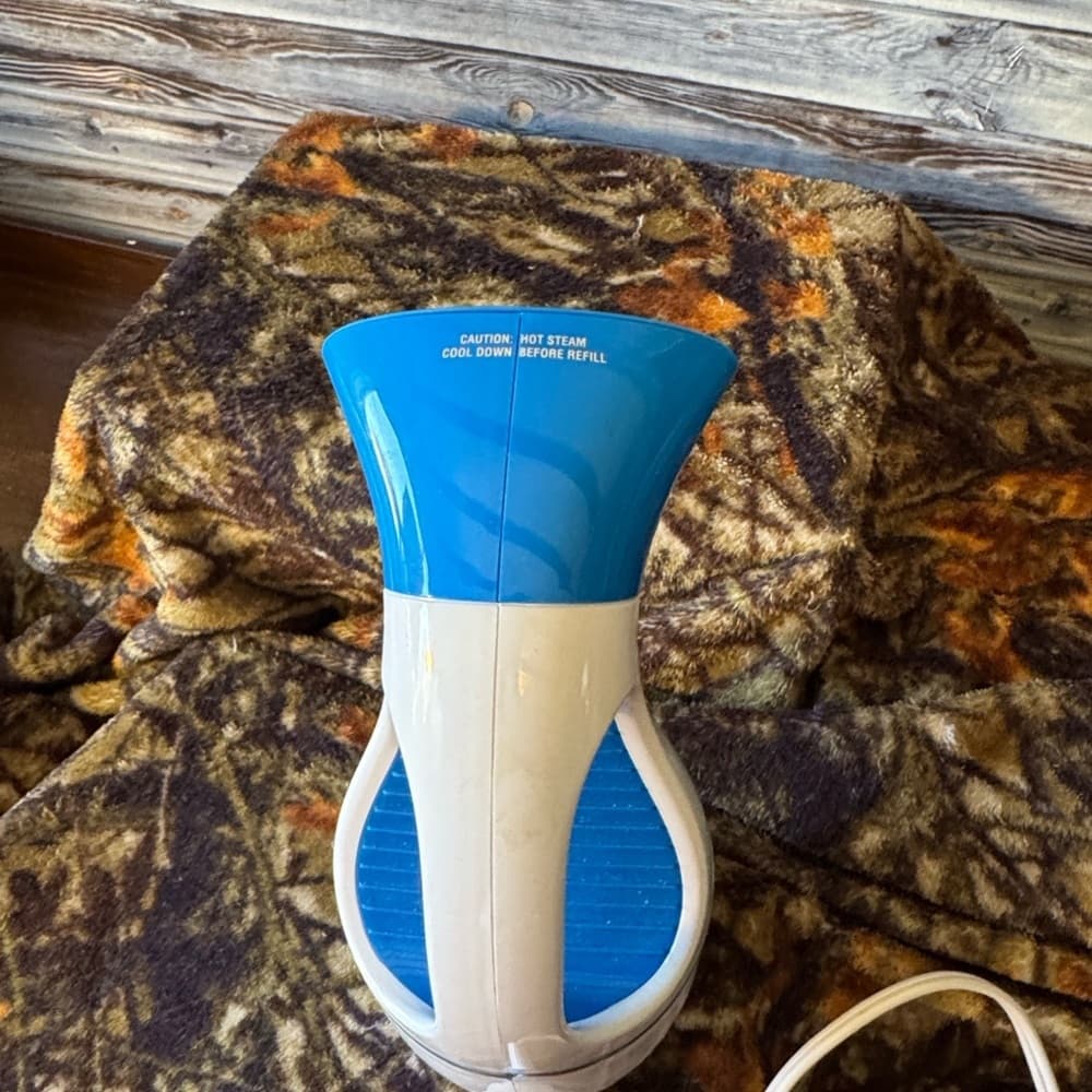 Portable Blue and White Garment Steamer - Thumbnail 4