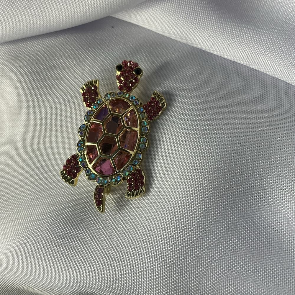 ⭐ Red Sea Turtle Brooch Rhinestone Gold Tone Beachy Pin - Thumbnail 4