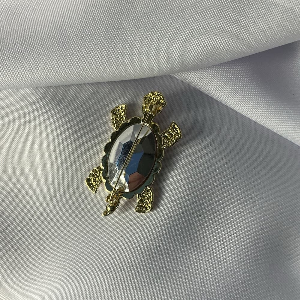 ⭐ Red Sea Turtle Brooch Rhinestone Gold Tone Beachy Pin - Thumbnail 3