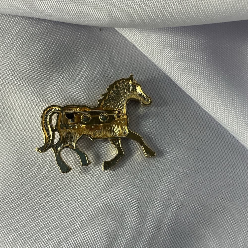 ⭐ Purple Enamel Horse Brooch Gold Tone Rhinestone Saddle Pin - Thumbnail 2