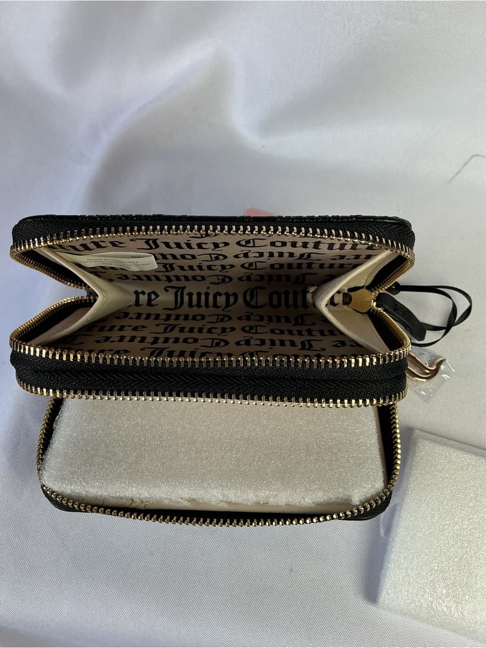 ★ NWT Juicy Couture Double Zip Around Wallet Black Embossed Logo - Thumbnail 10