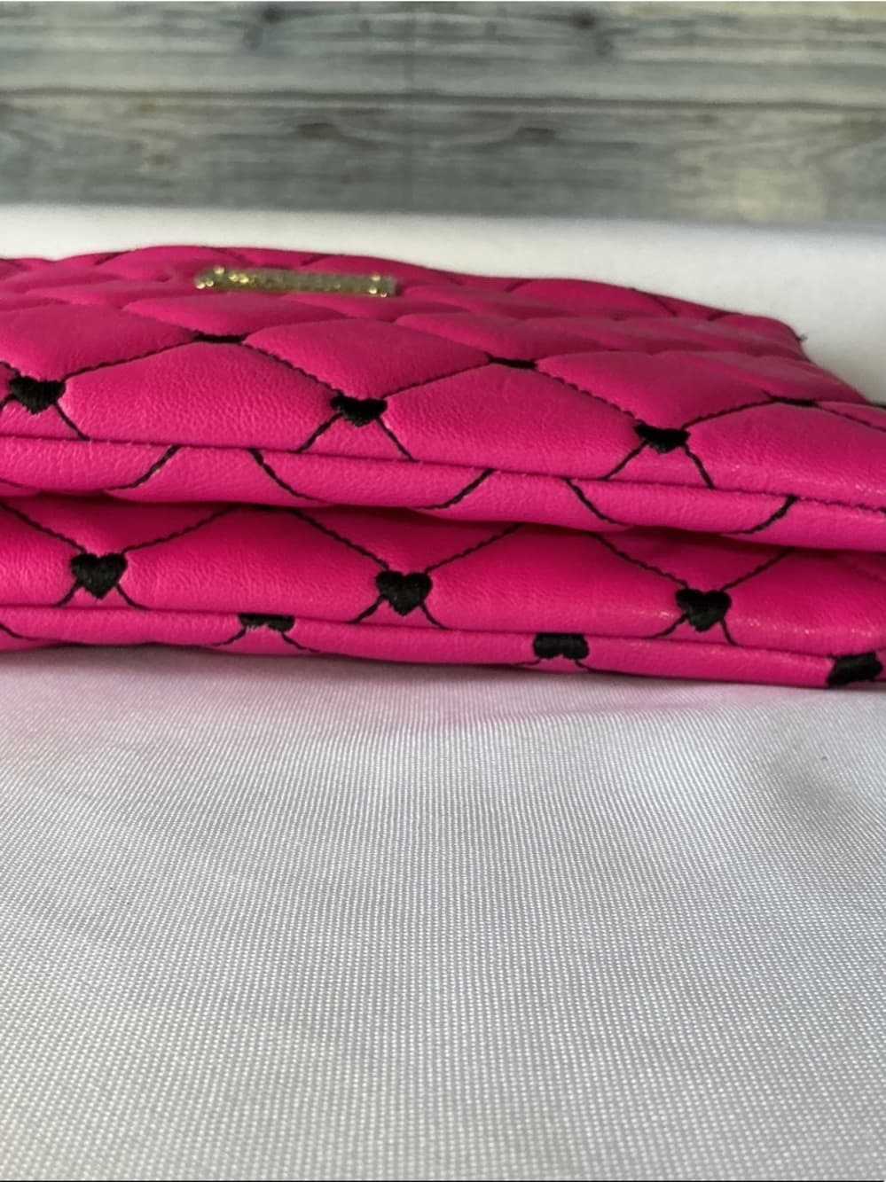 ⭐ Betsey Johnson Hot Pink Quilted Wristlet Cosmetic Bag Tassel Pouch - Thumbnail 6