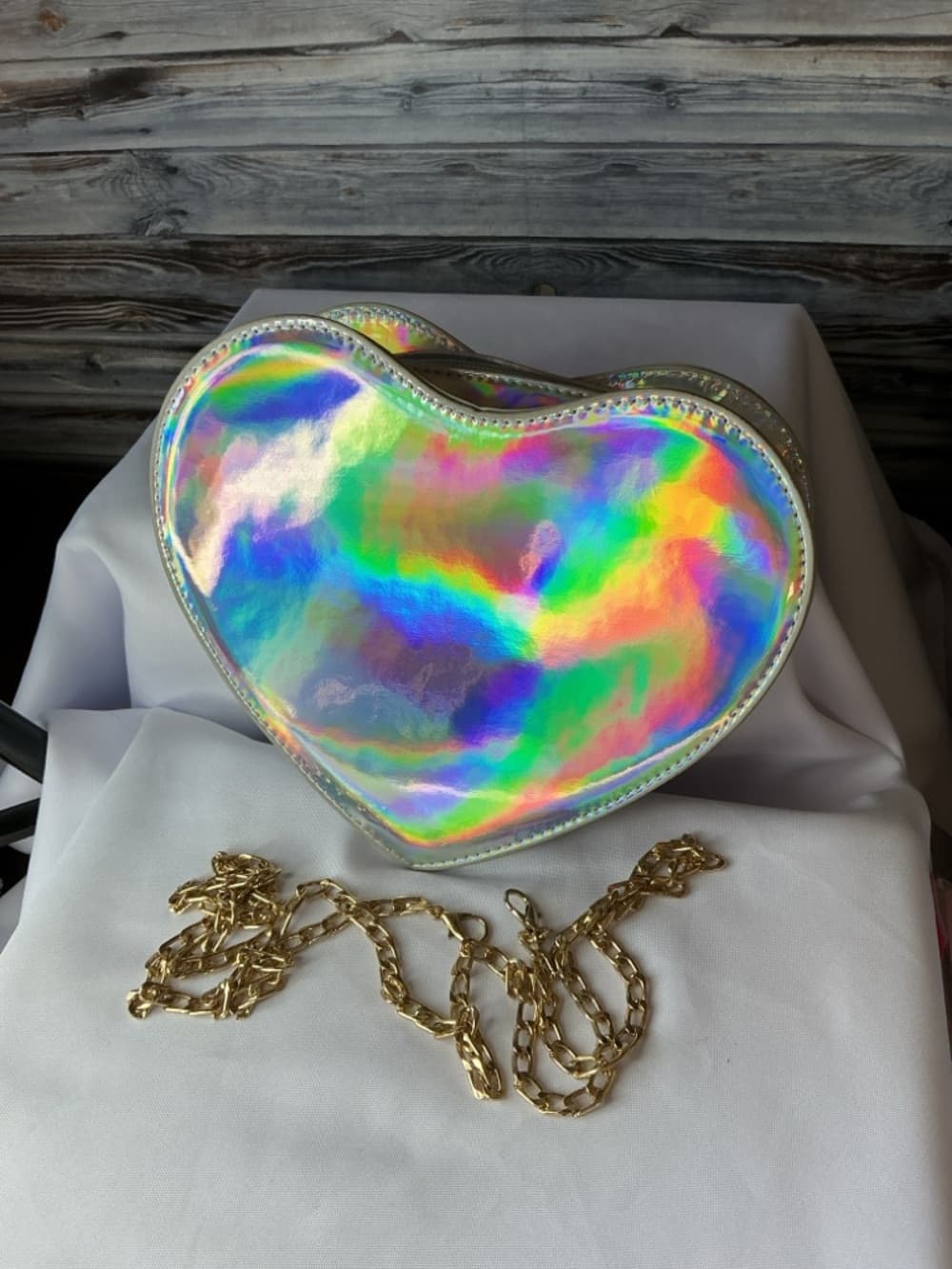 ⭐ Heart Breaker Holographic Heart Crossbody Chain Strap Statement Purse - Thumbnail 3