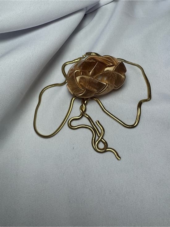 Gold Tone Braided Flower Pendant Necklace - Thumbnail 5