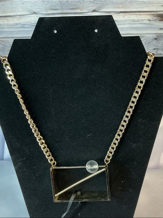 Gold Chunky Chain Necklace Geometric Clear Acrylic Statement Pendant - Thumbnail 4