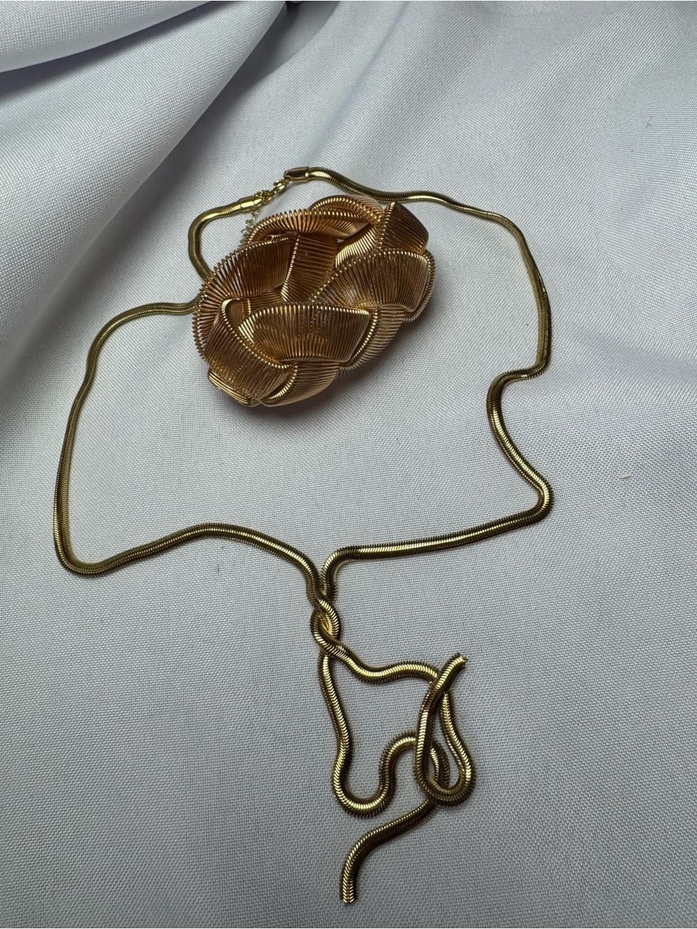 Gold Tone Braided Flower Pendant Necklace - Thumbnail 3